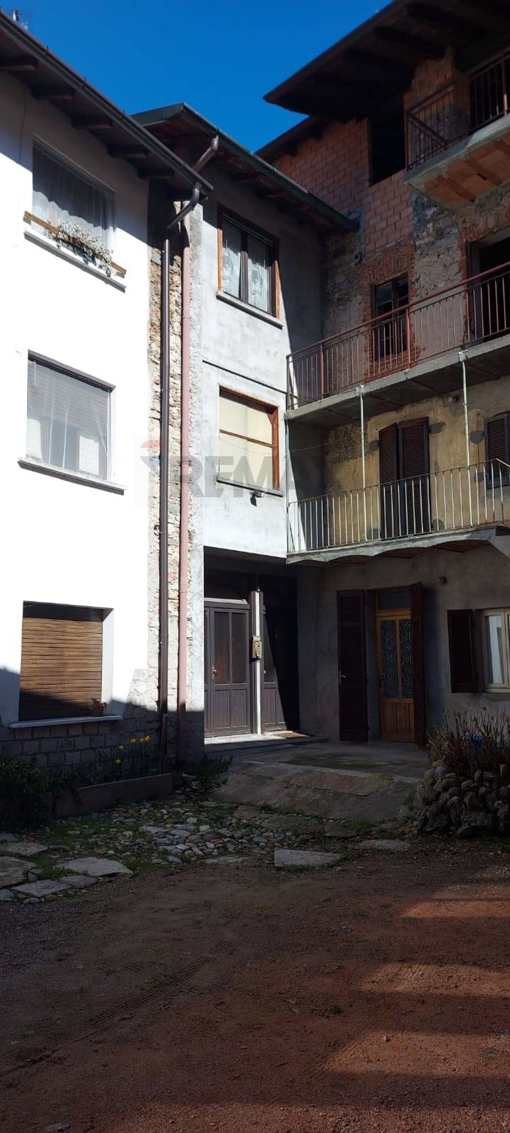 Edificio all'aperto