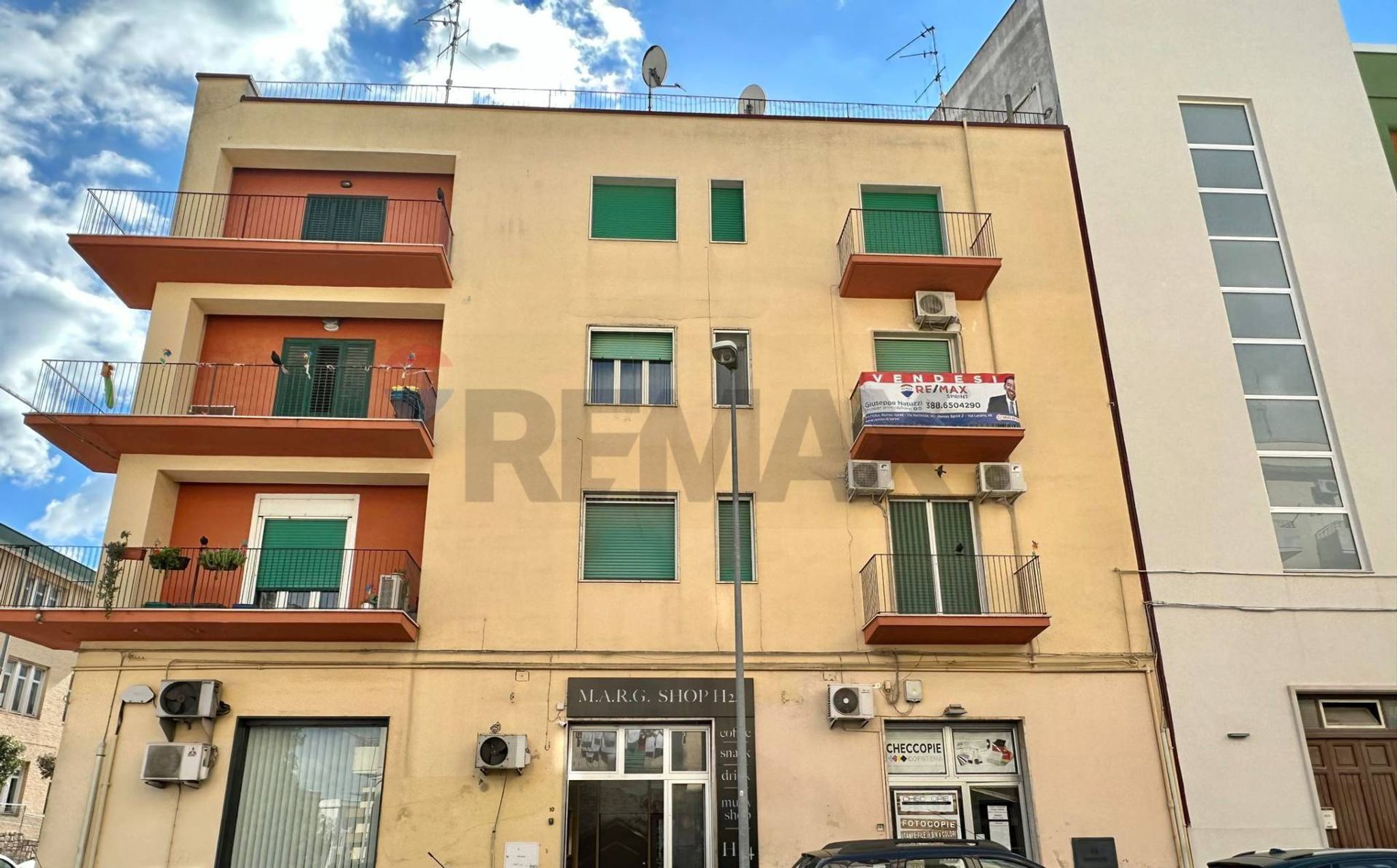 Edificio all'aperto