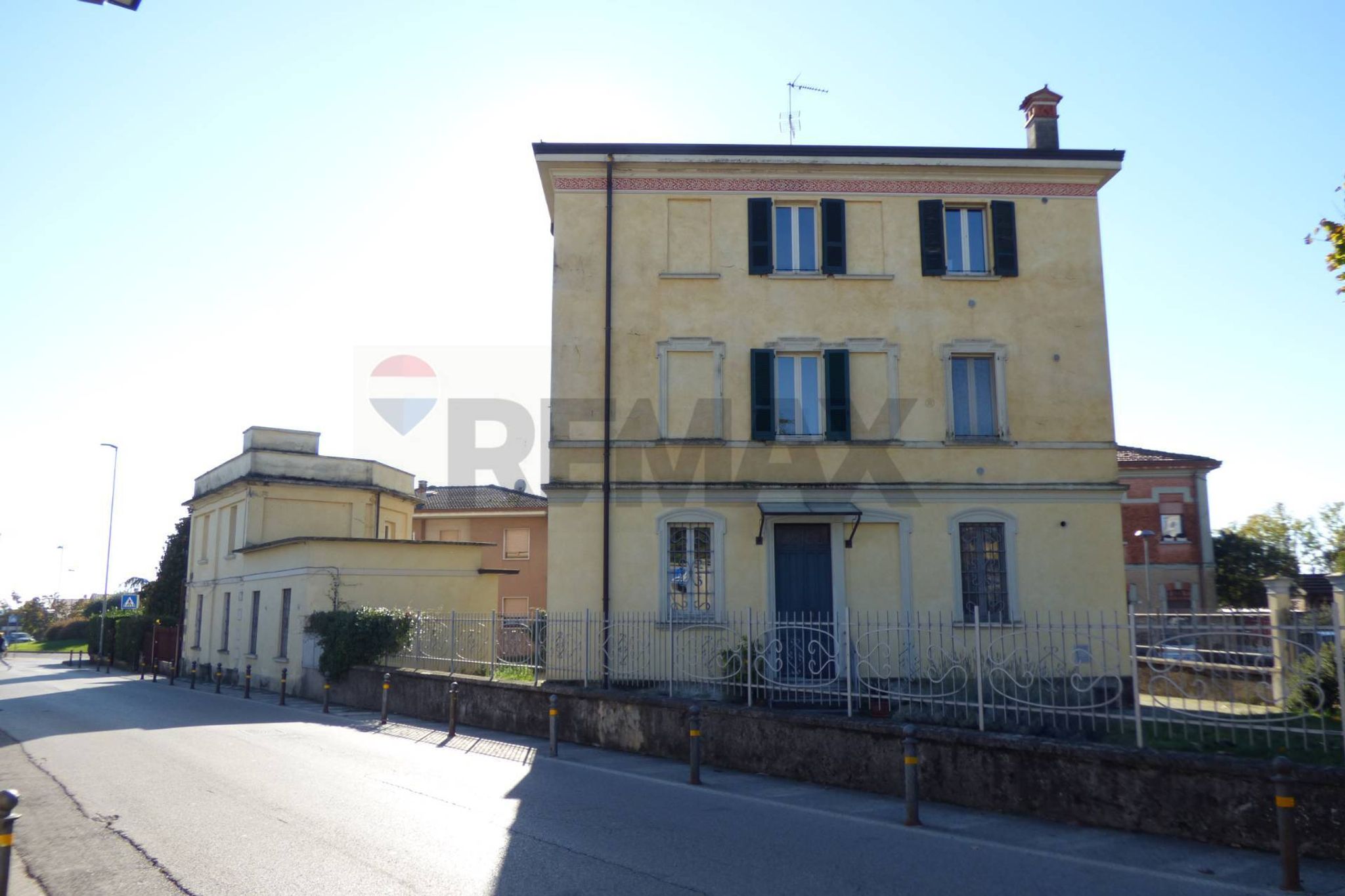 Edificio all'aperto