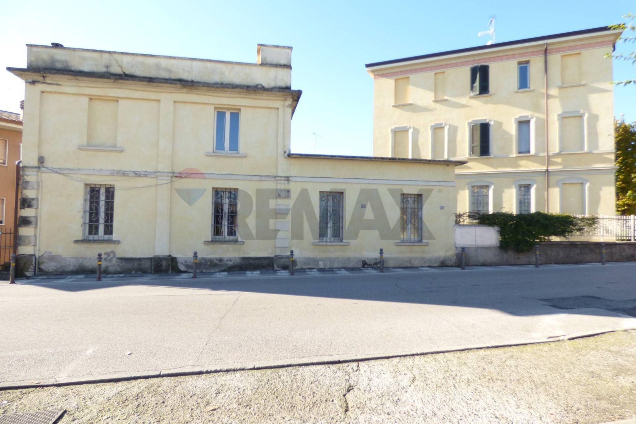 Edificio all'aperto