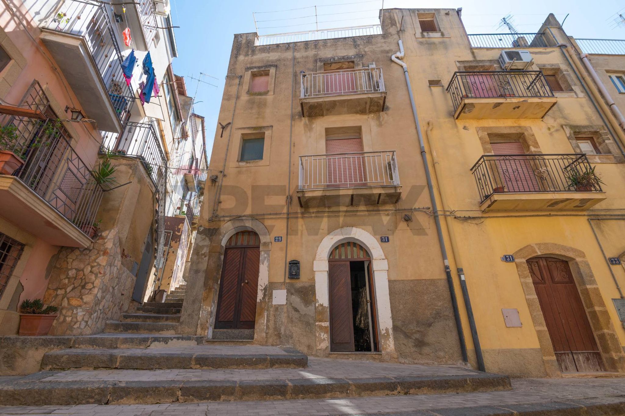 Edificio all'aperto