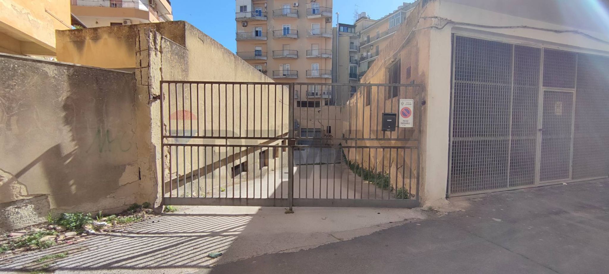 Edificio all'aperto