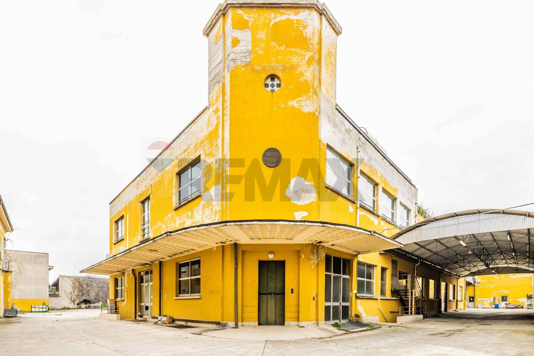 Edificio all'aperto