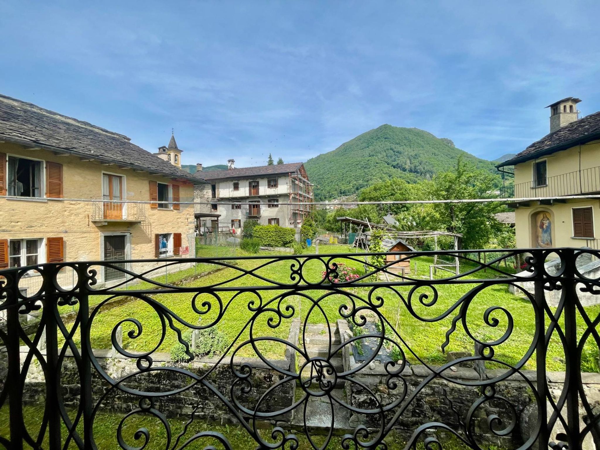 Immobile a Valle Cannobina