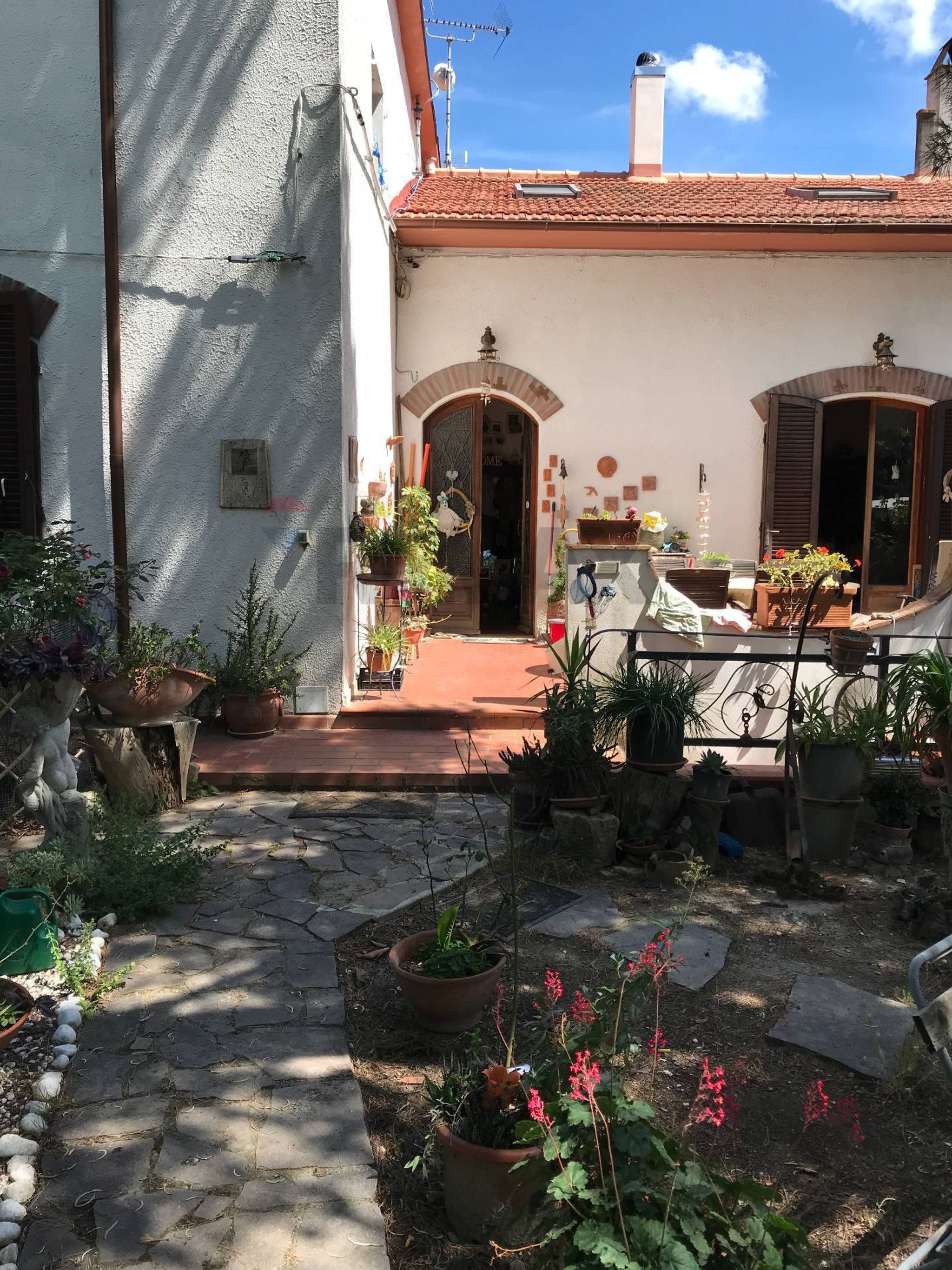 Casa all'aperto