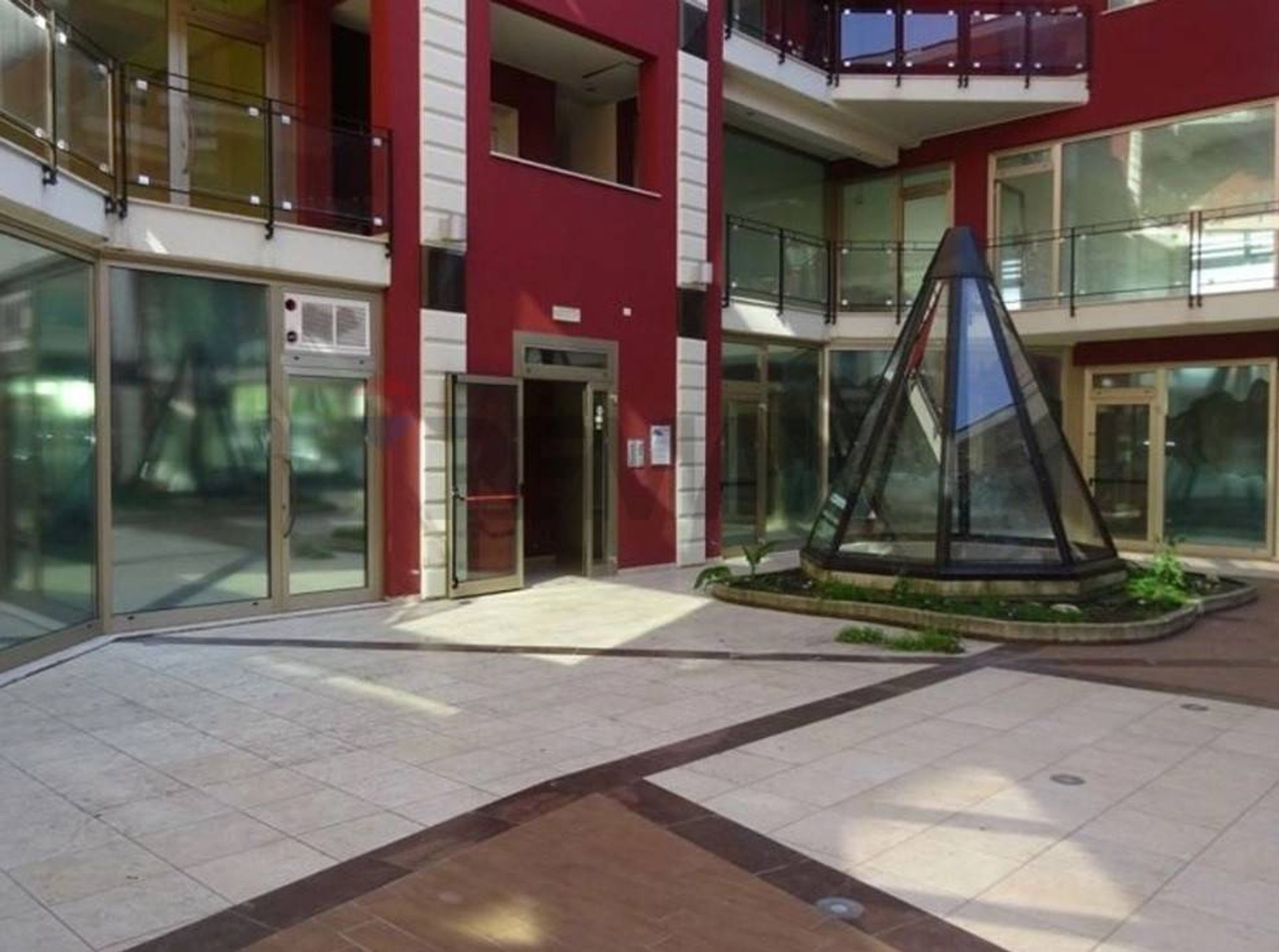 Edificio all'aperto