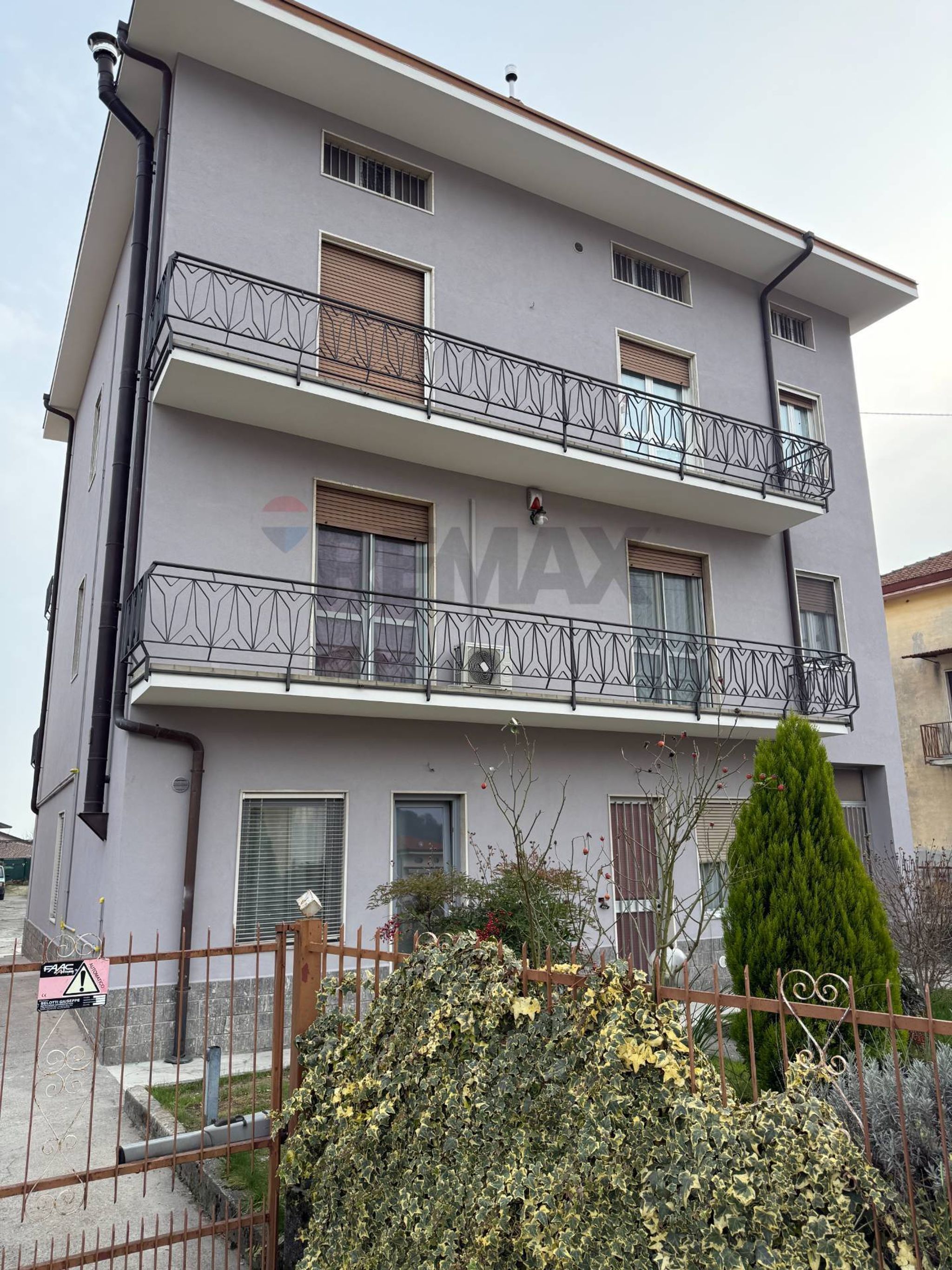 Edificio all'aperto