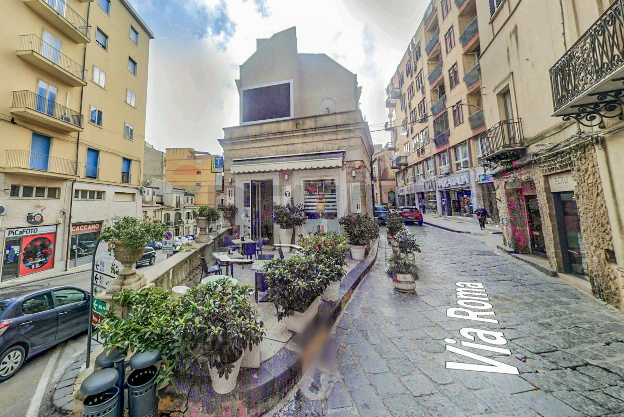 Edificio all'aperto