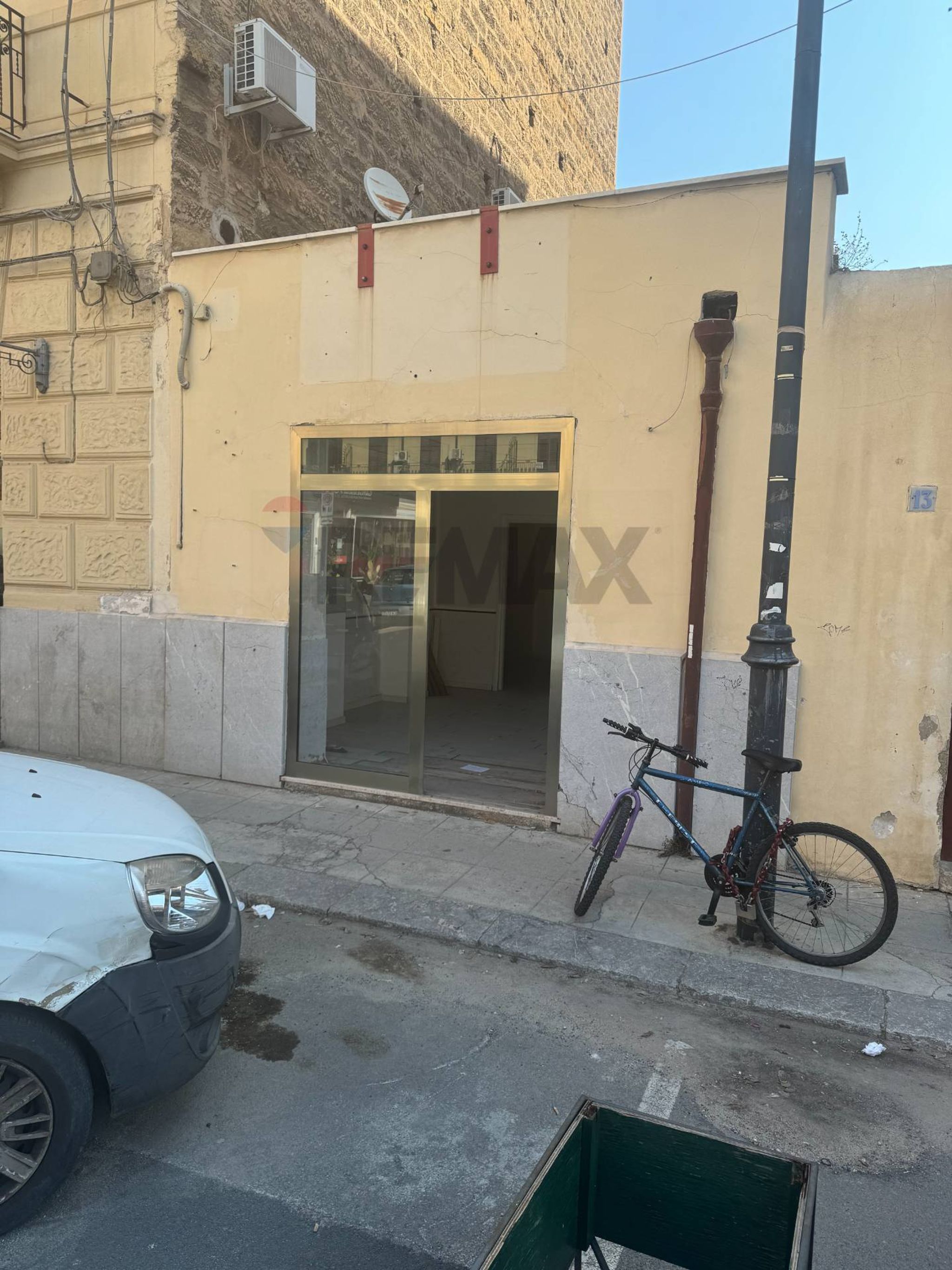 Edificio all'aperto