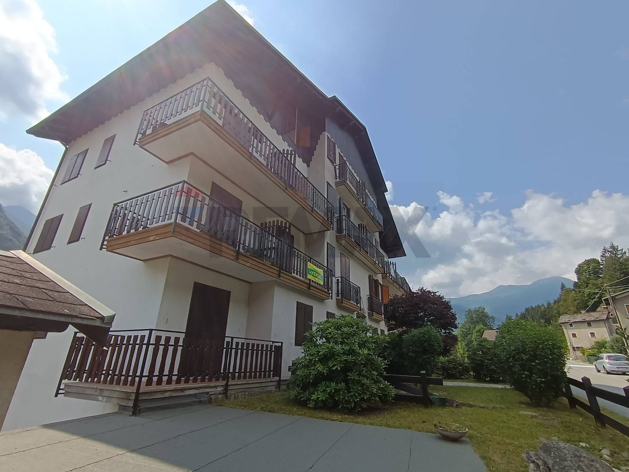 Edificio all'aperto