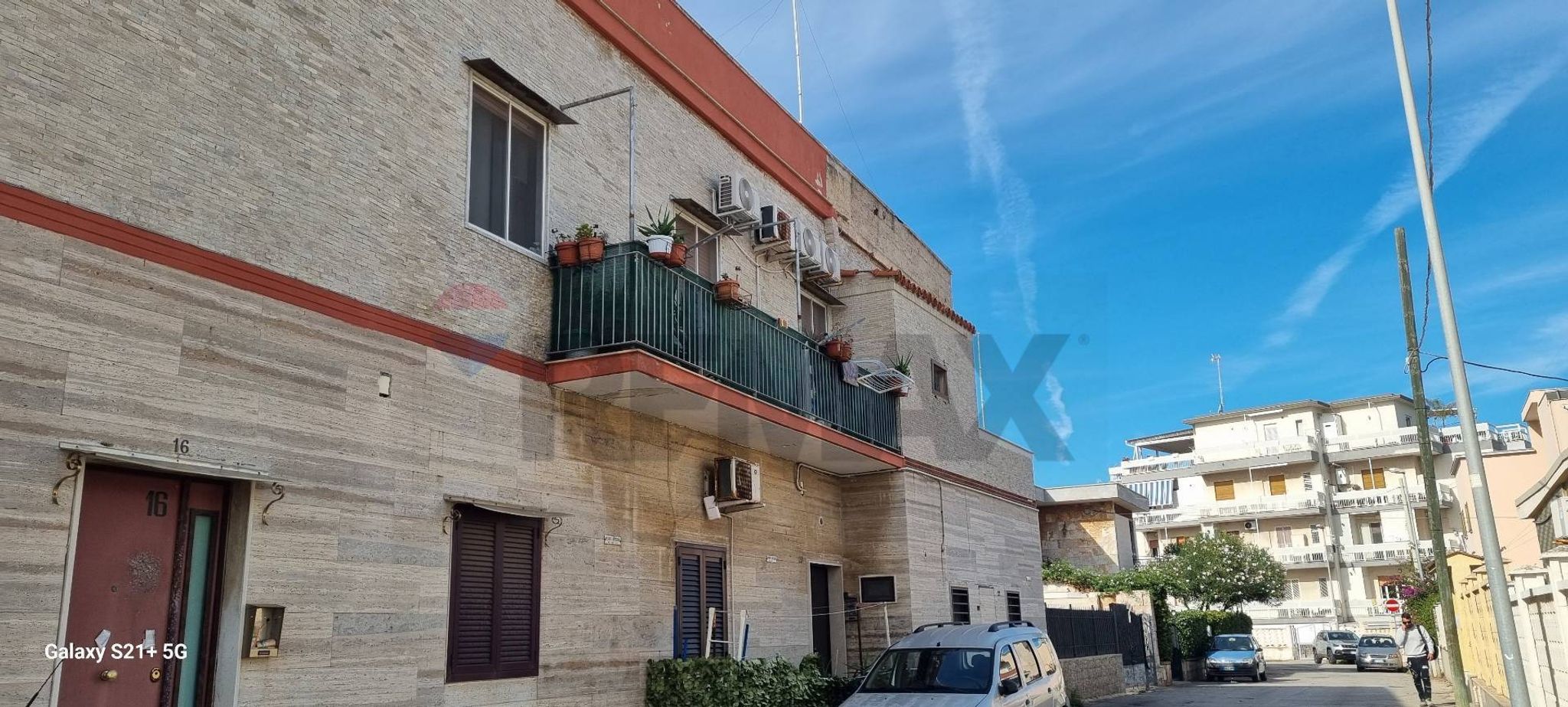Edificio all'aperto