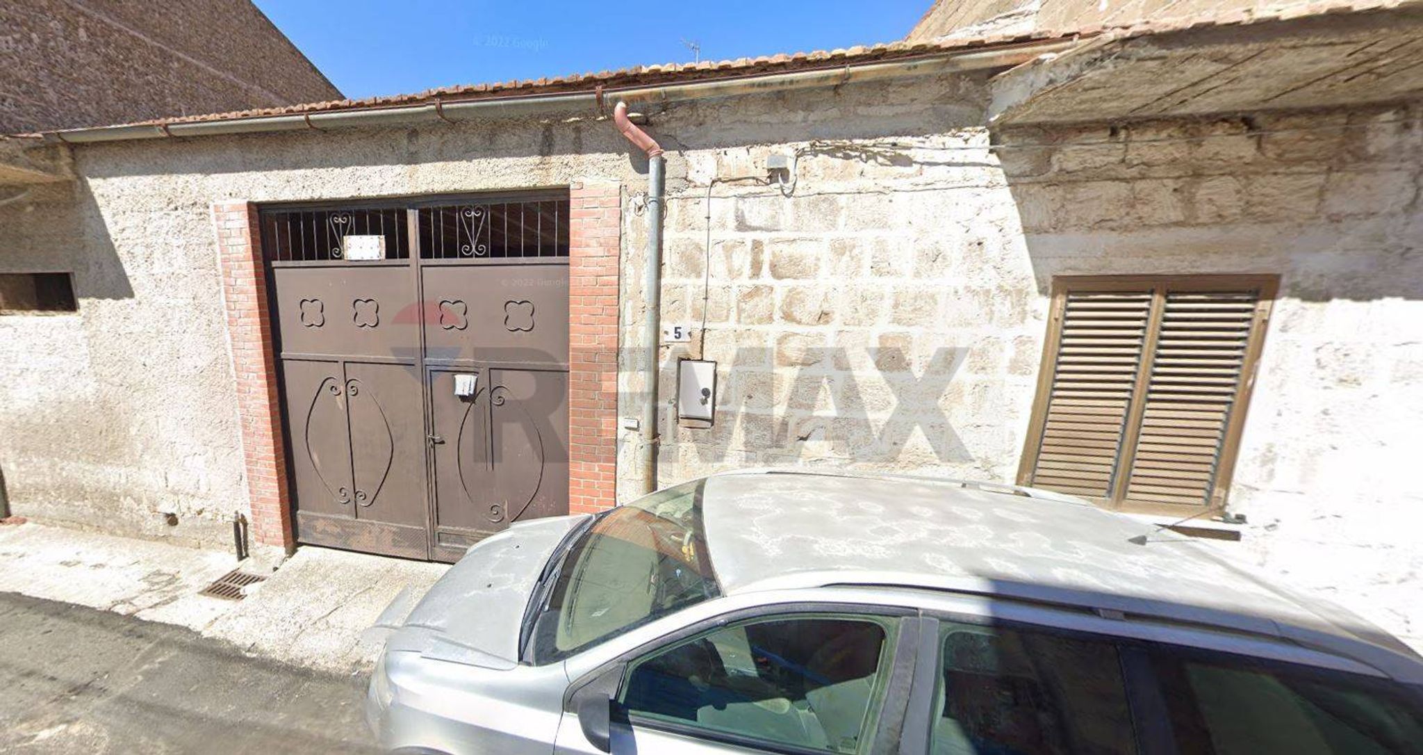 Edificio all'aperto