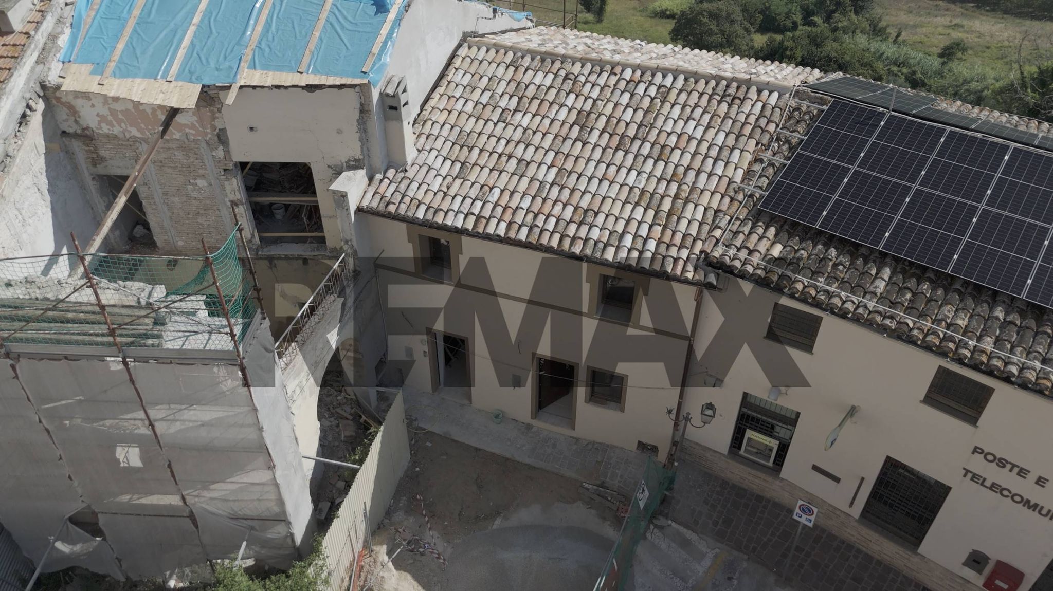 Edificio all'aperto