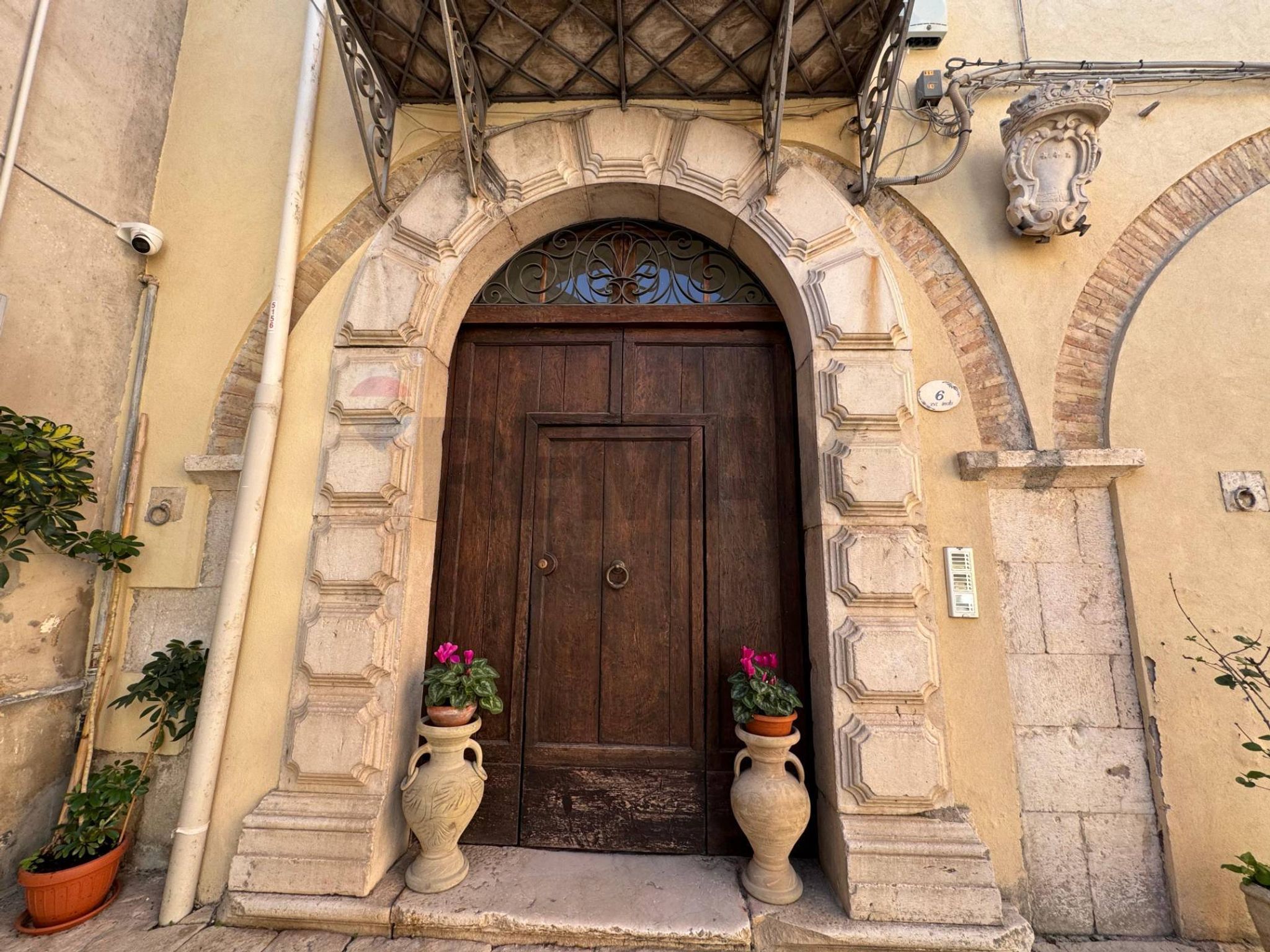 Edificio all'aperto