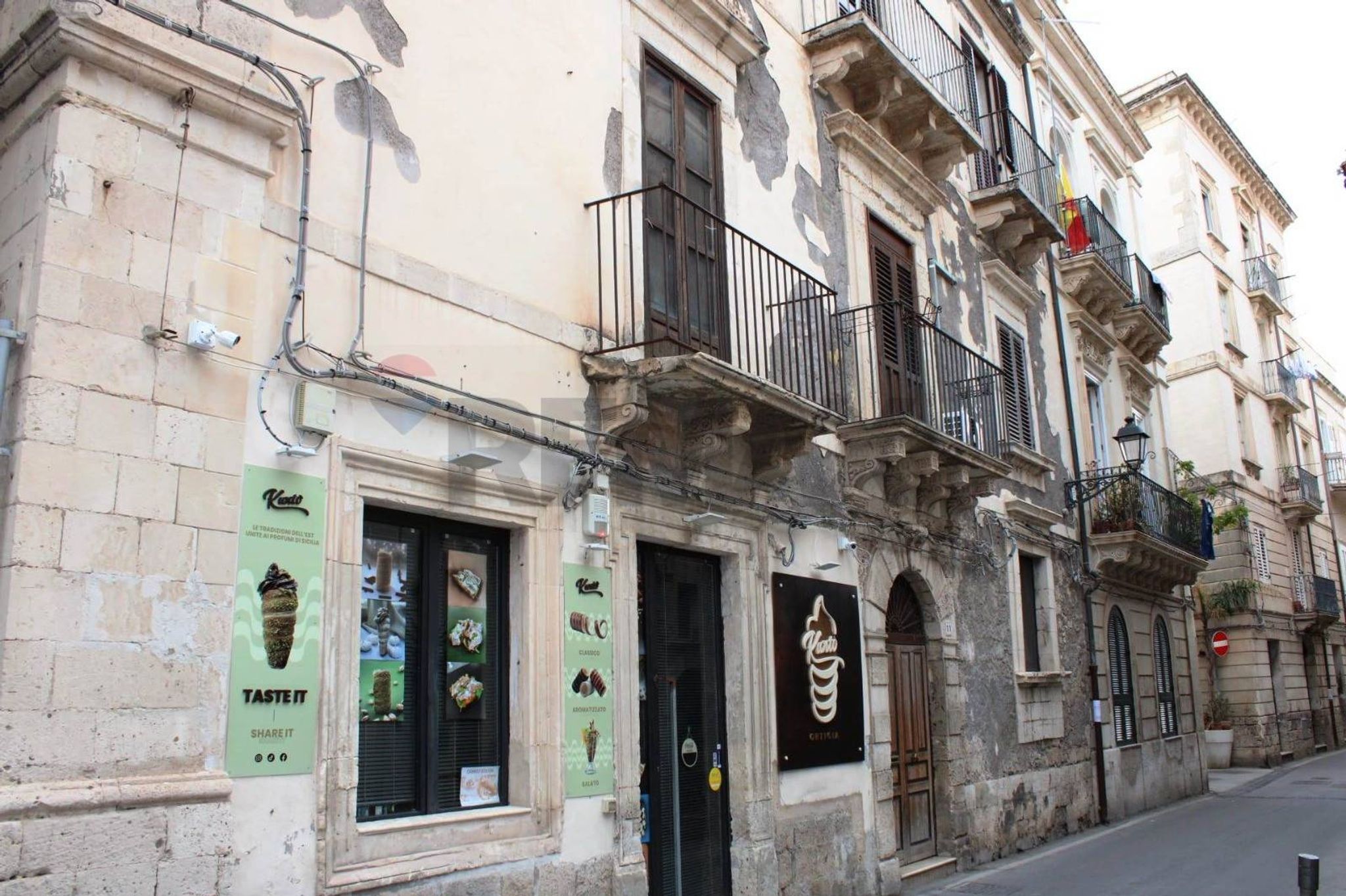 Edificio all'aperto