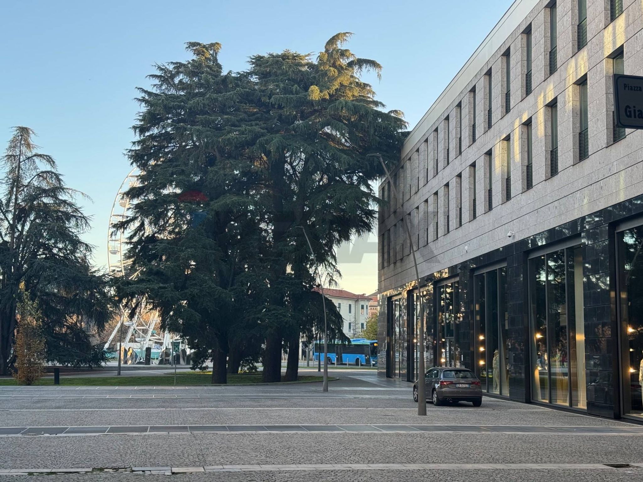 Edificio all'aperto