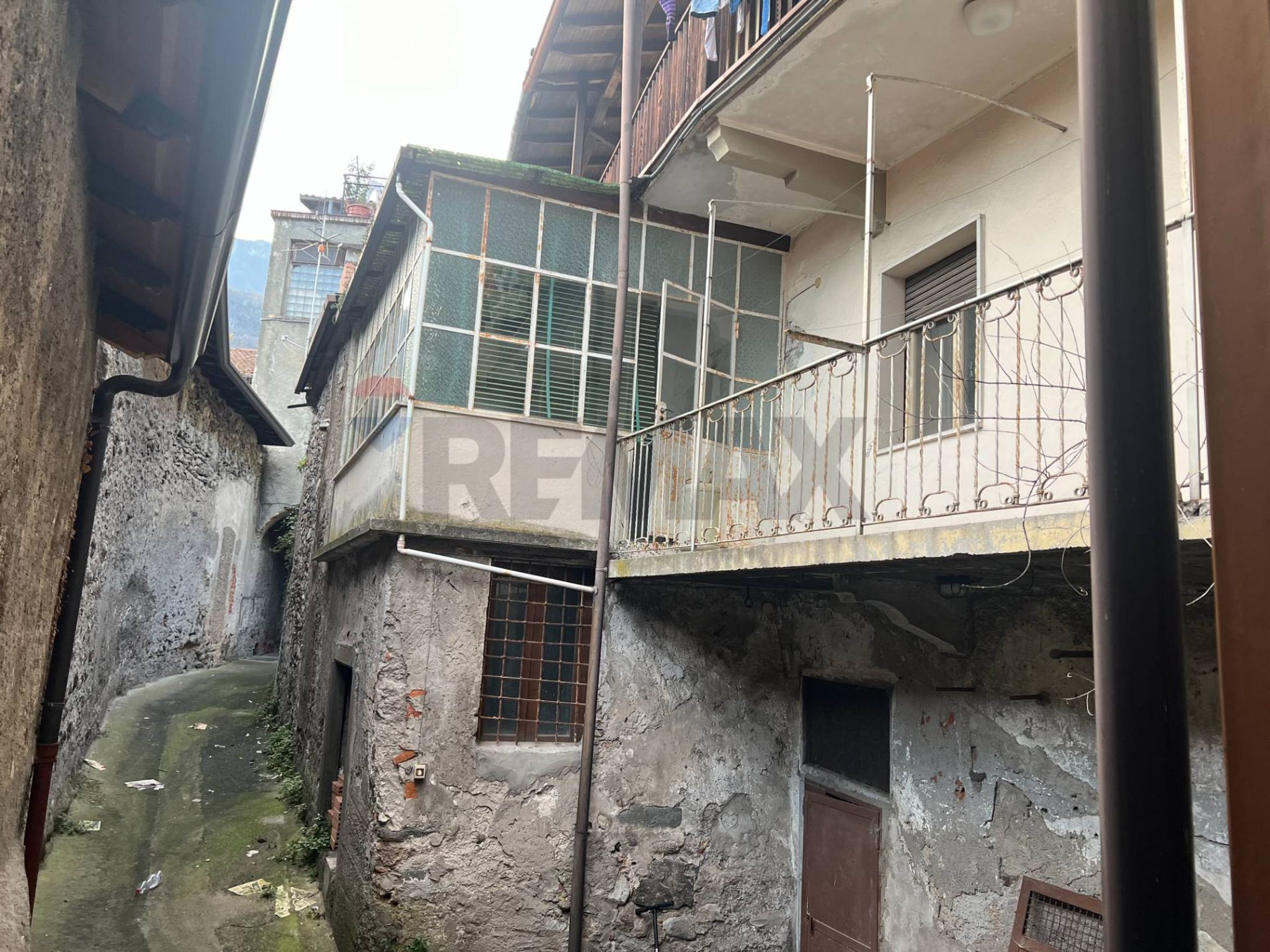 Edificio all'aperto