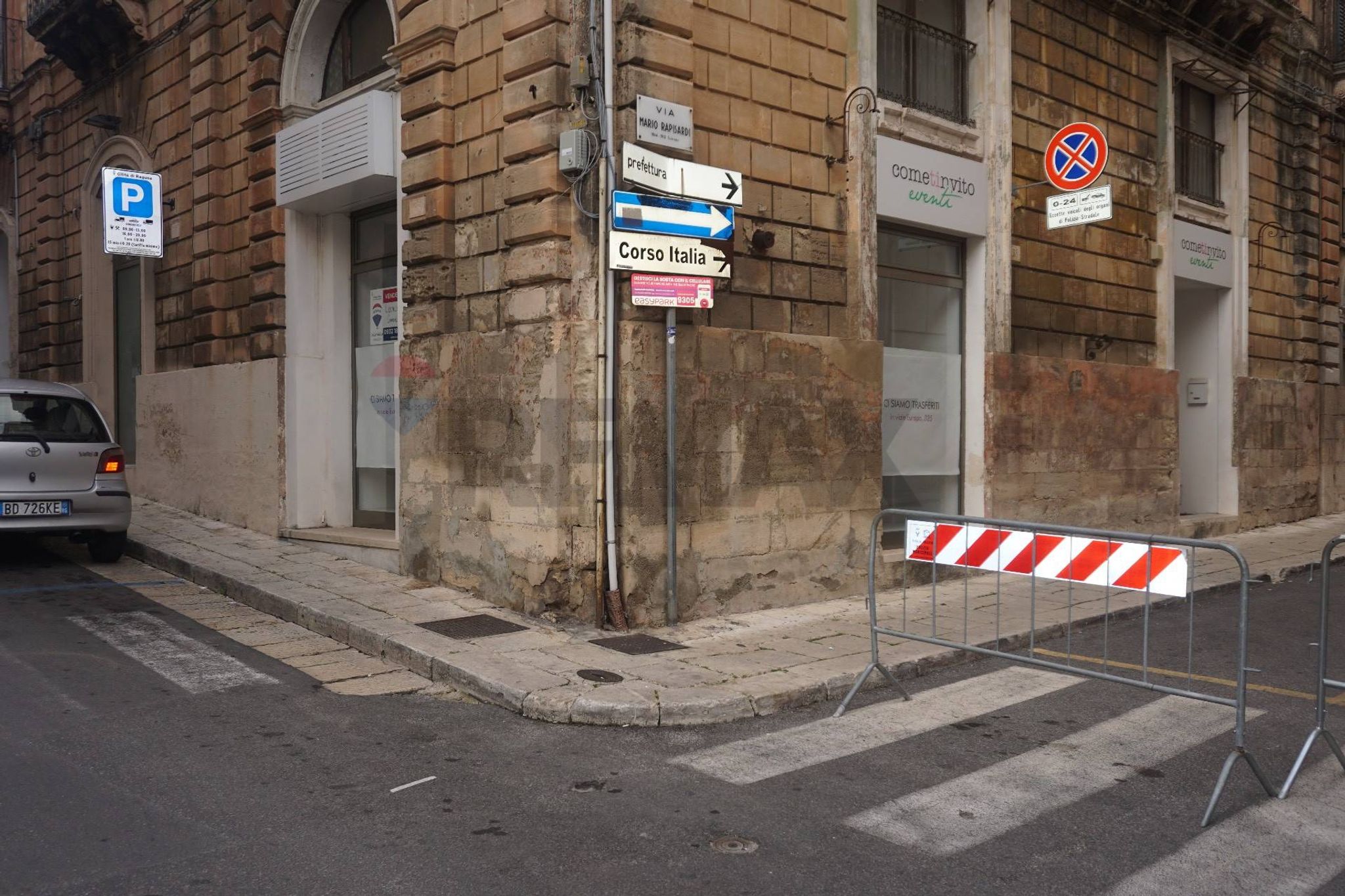 Edificio all'aperto