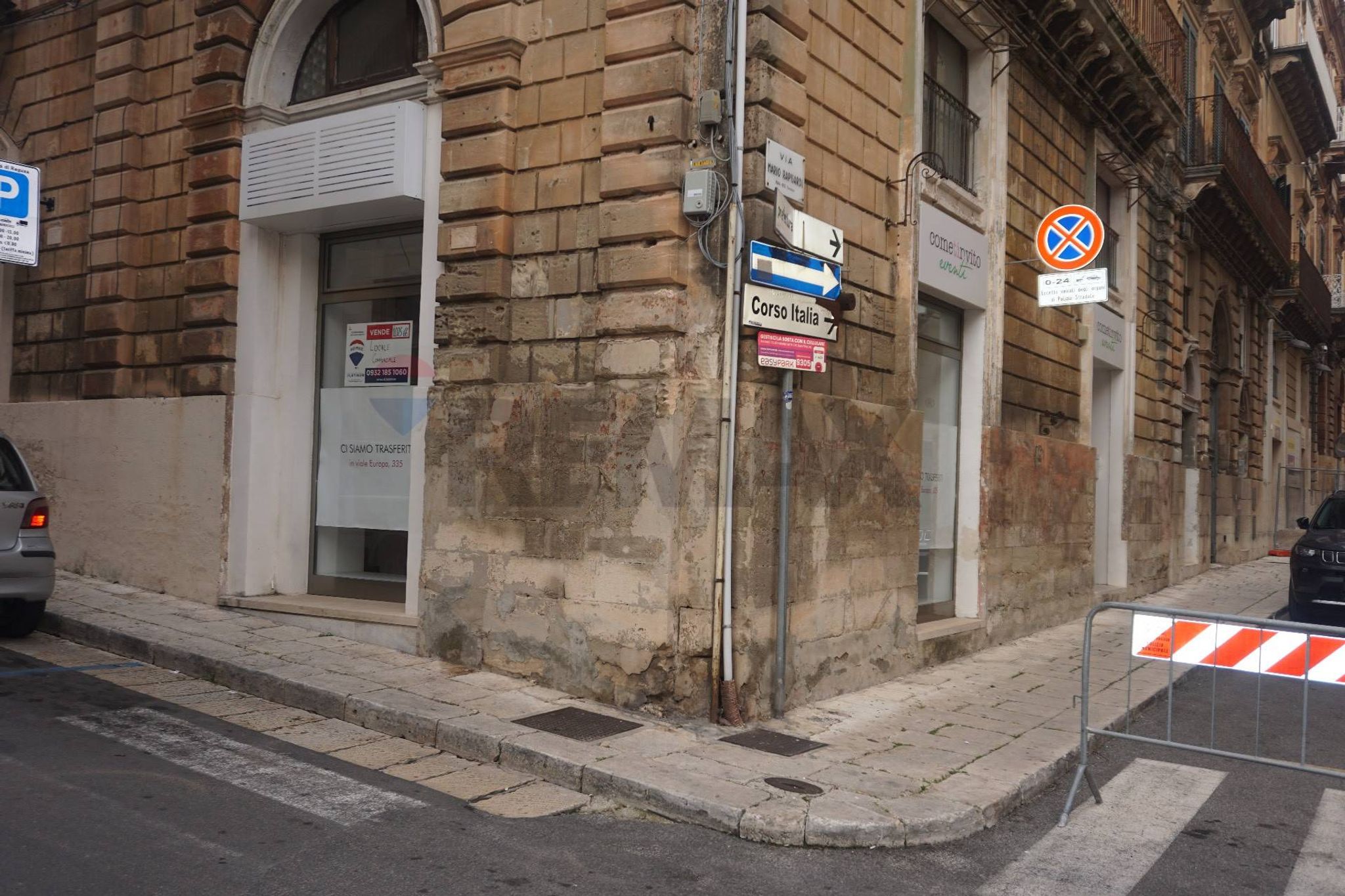 Edificio all'aperto