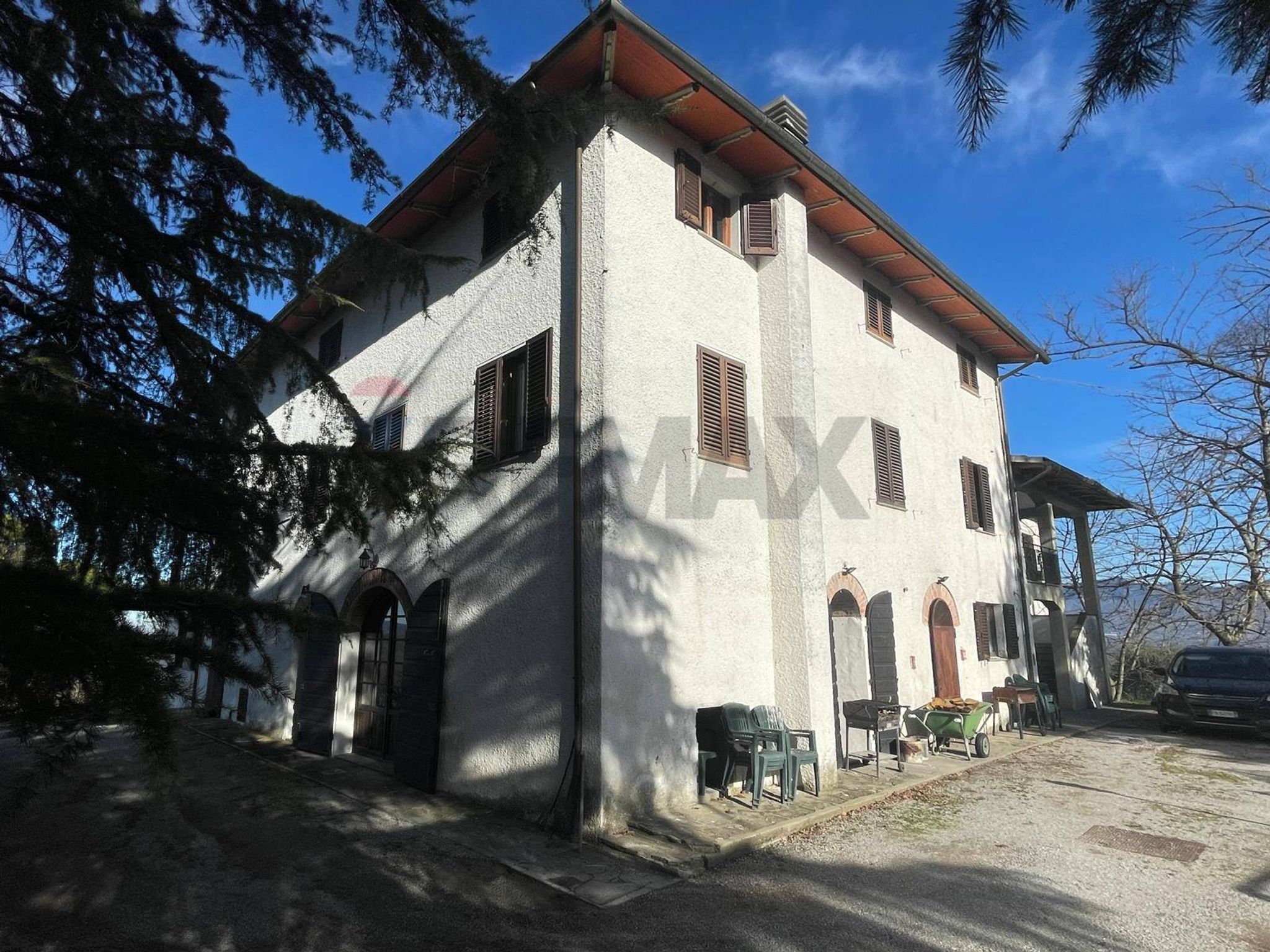 Edificio all'aperto