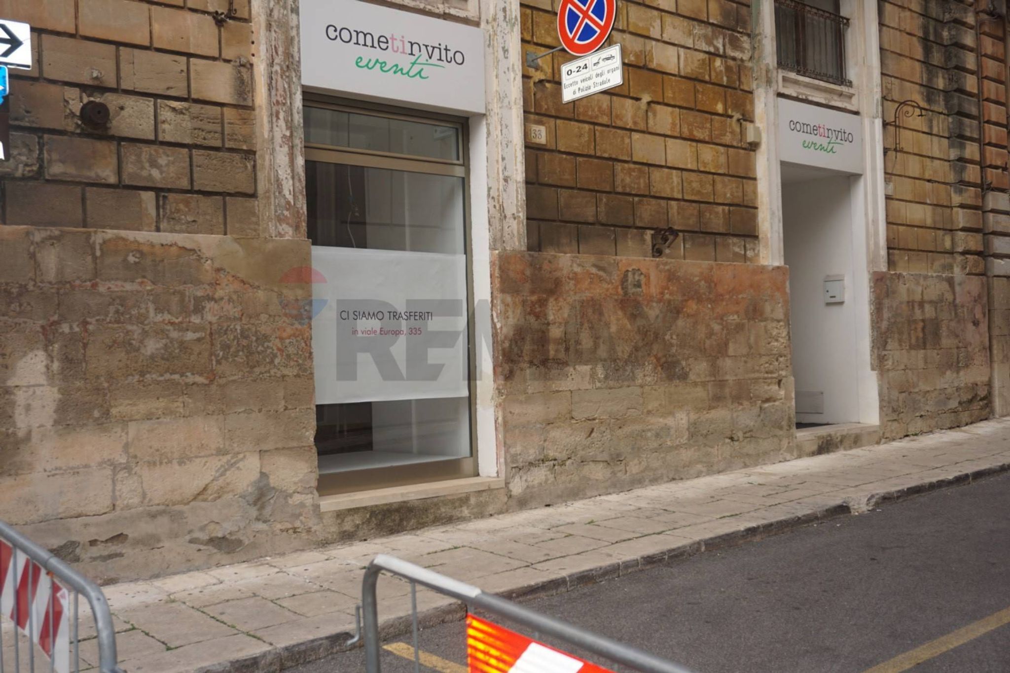Edificio all'aperto