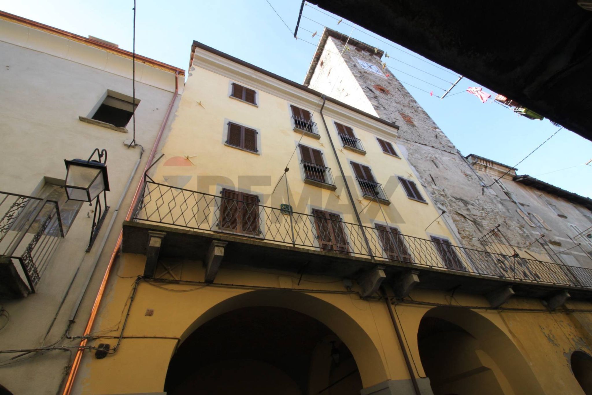 Edificio all'aperto