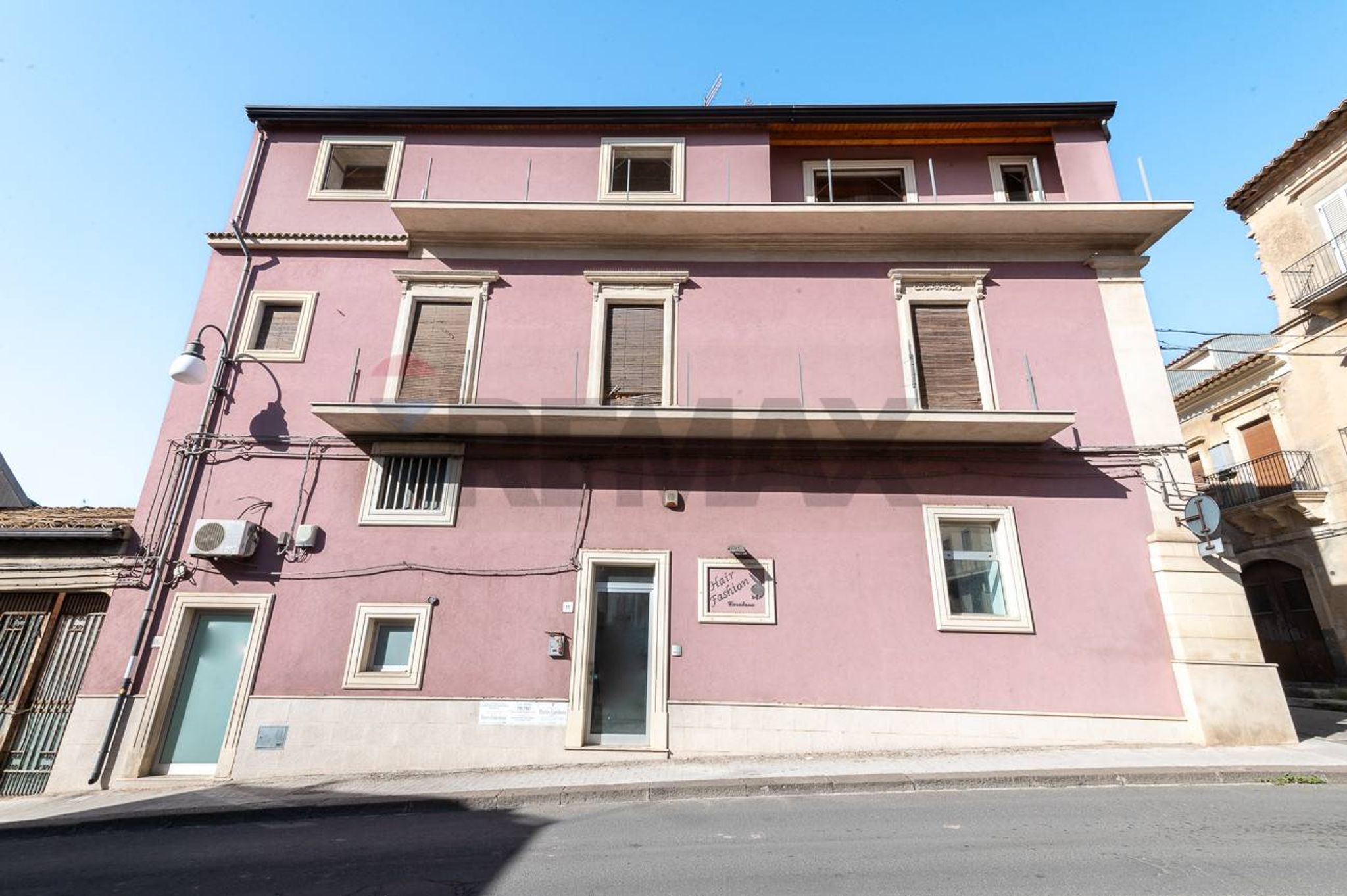 Edificio all'aperto