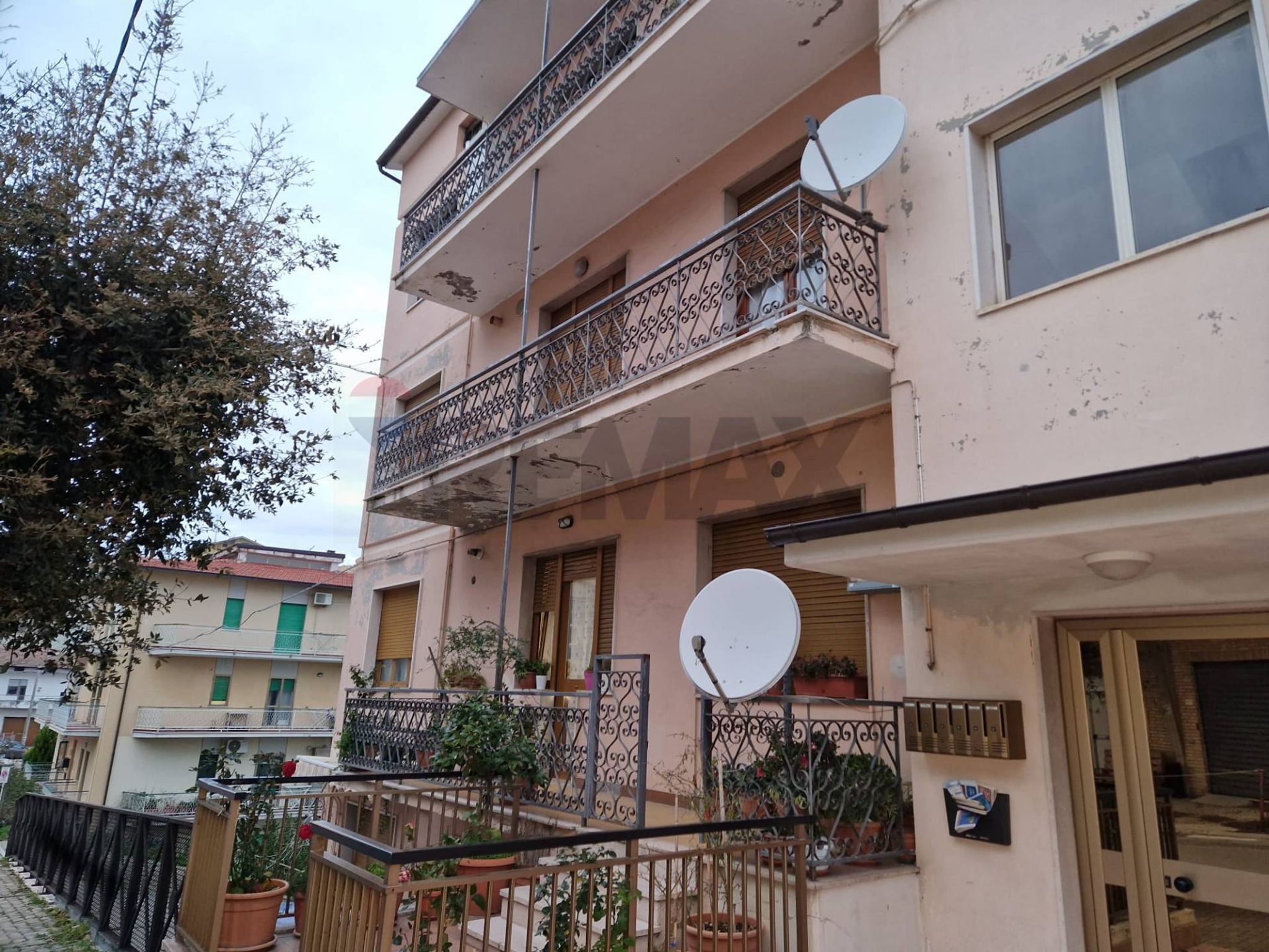 Property in Loreto Aprutino