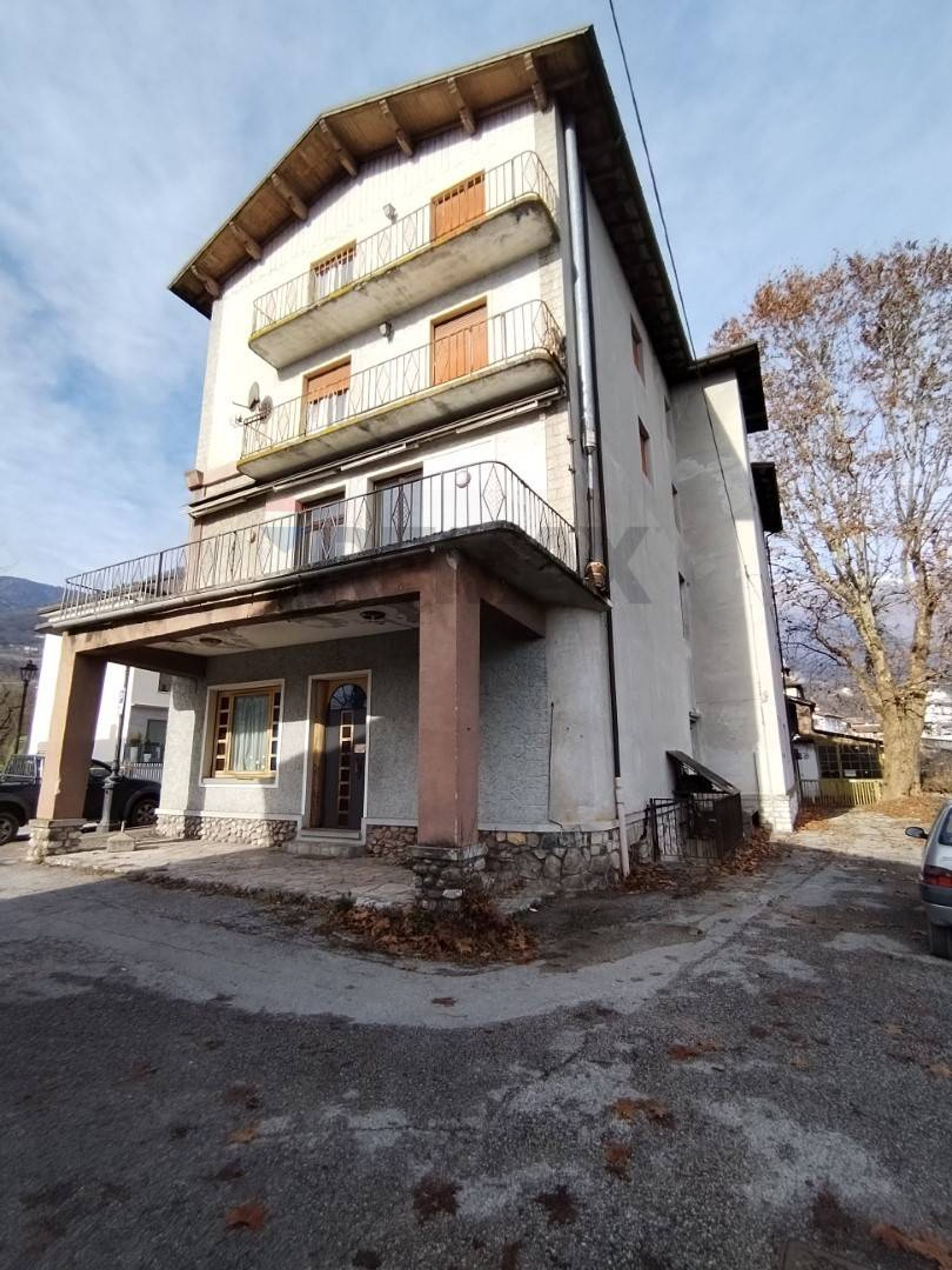 Edificio all'aperto