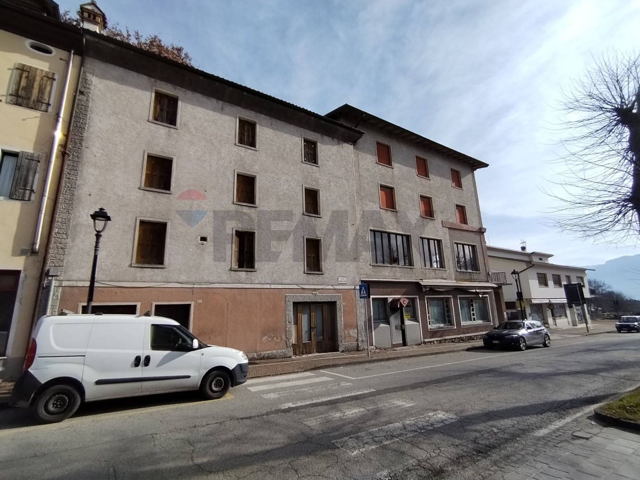 Edificio all'aperto