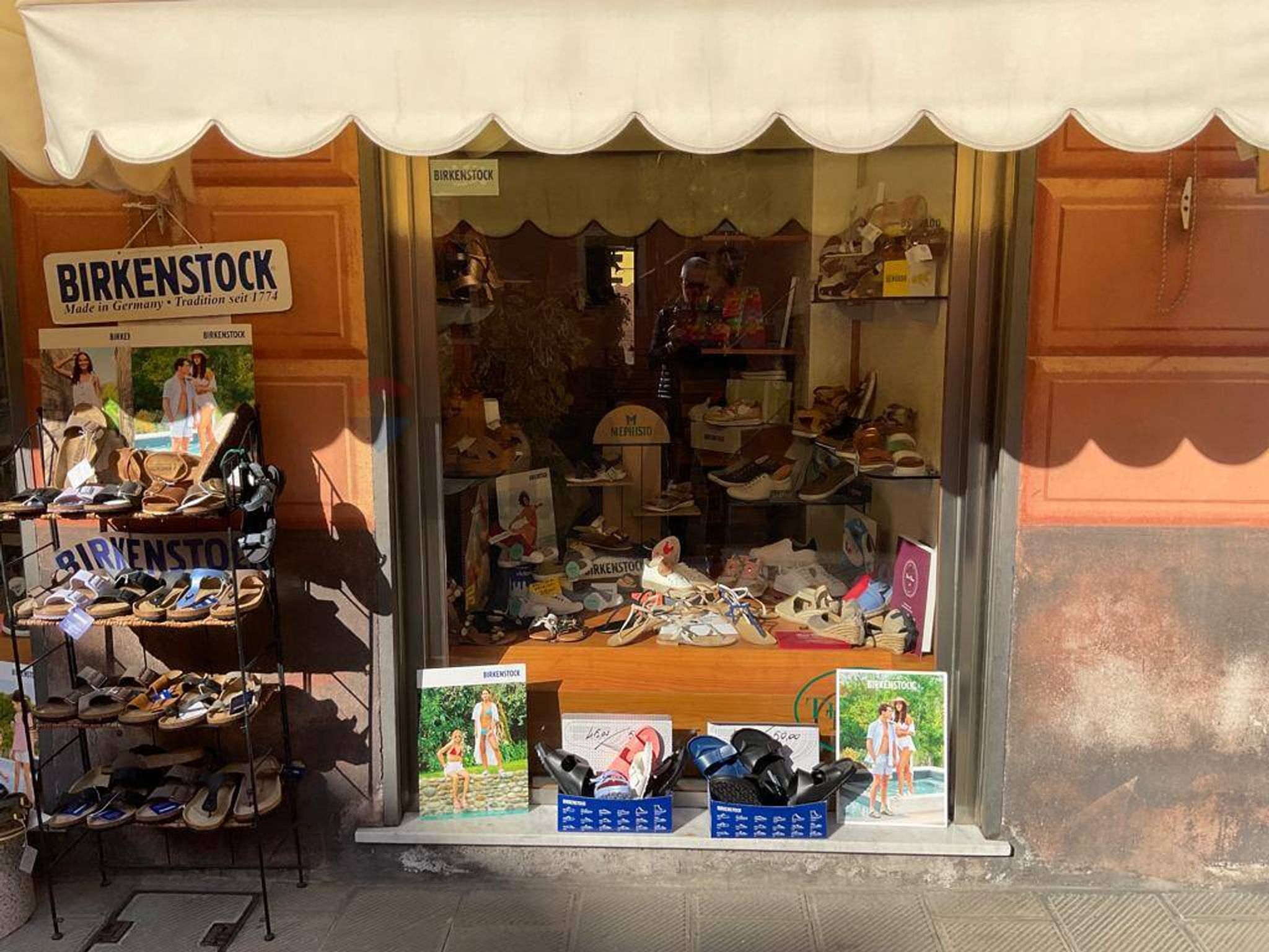 Dispensa di stoccaggio