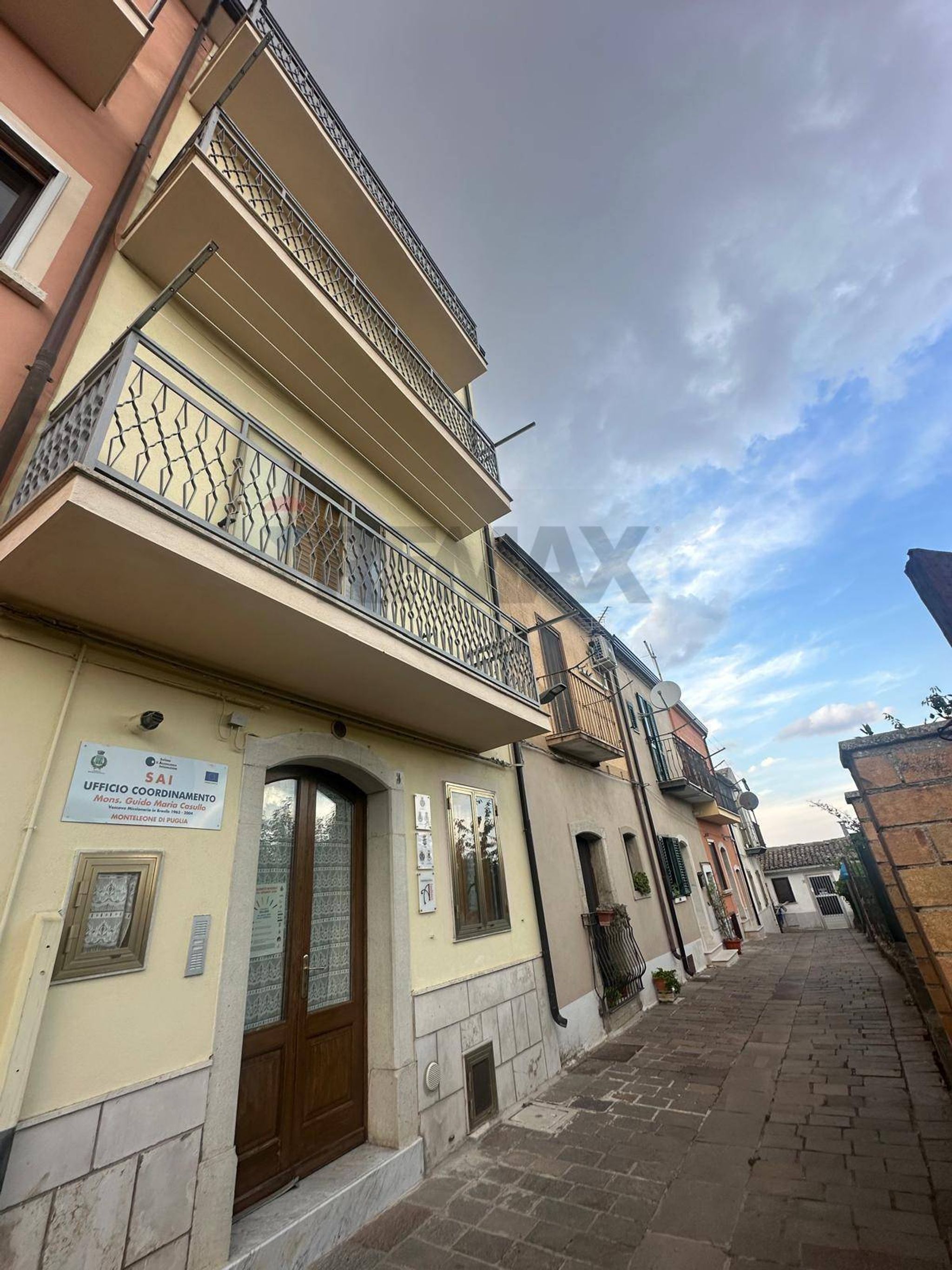 Edificio all'aperto