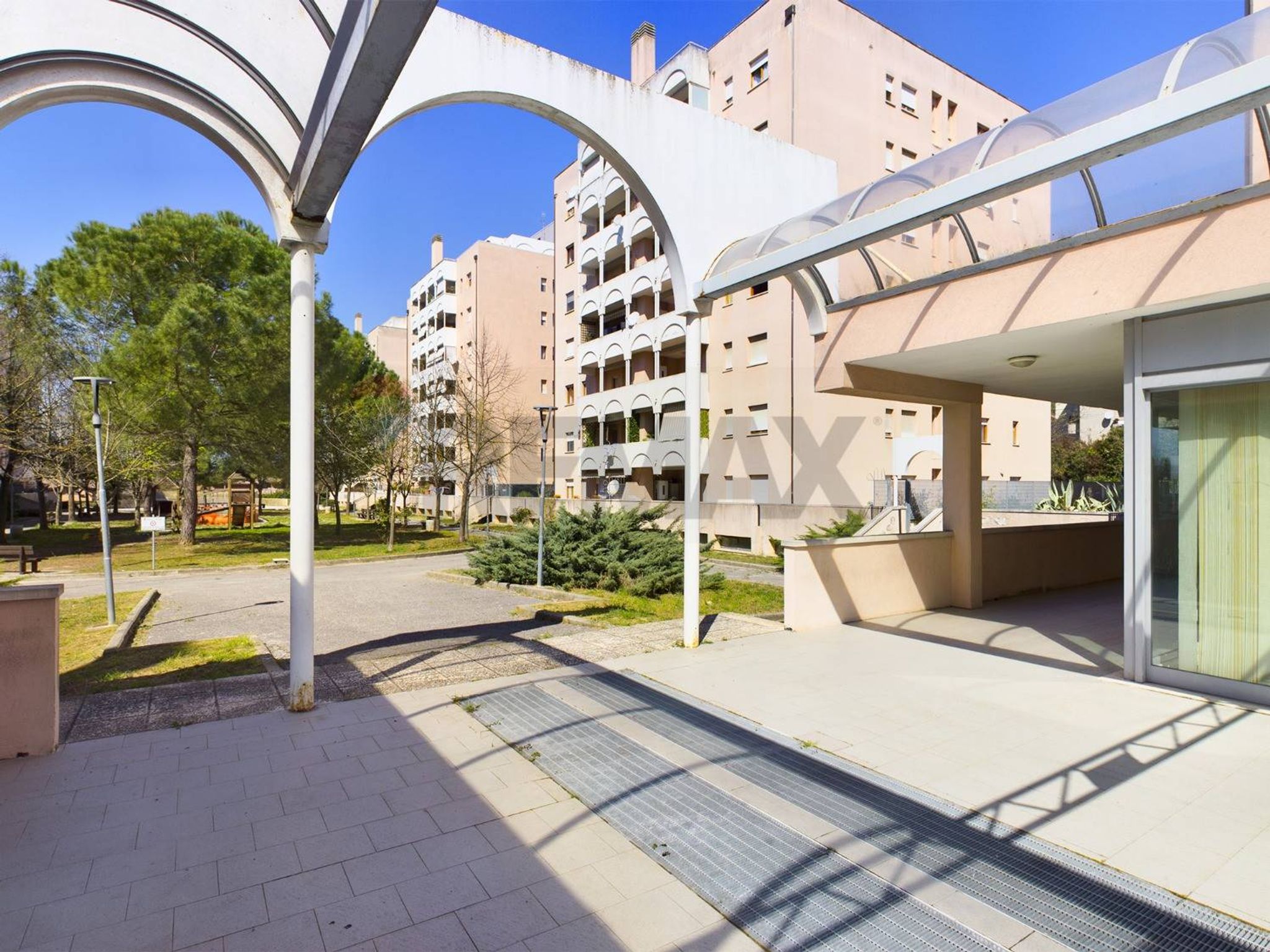 Edificio all'aperto