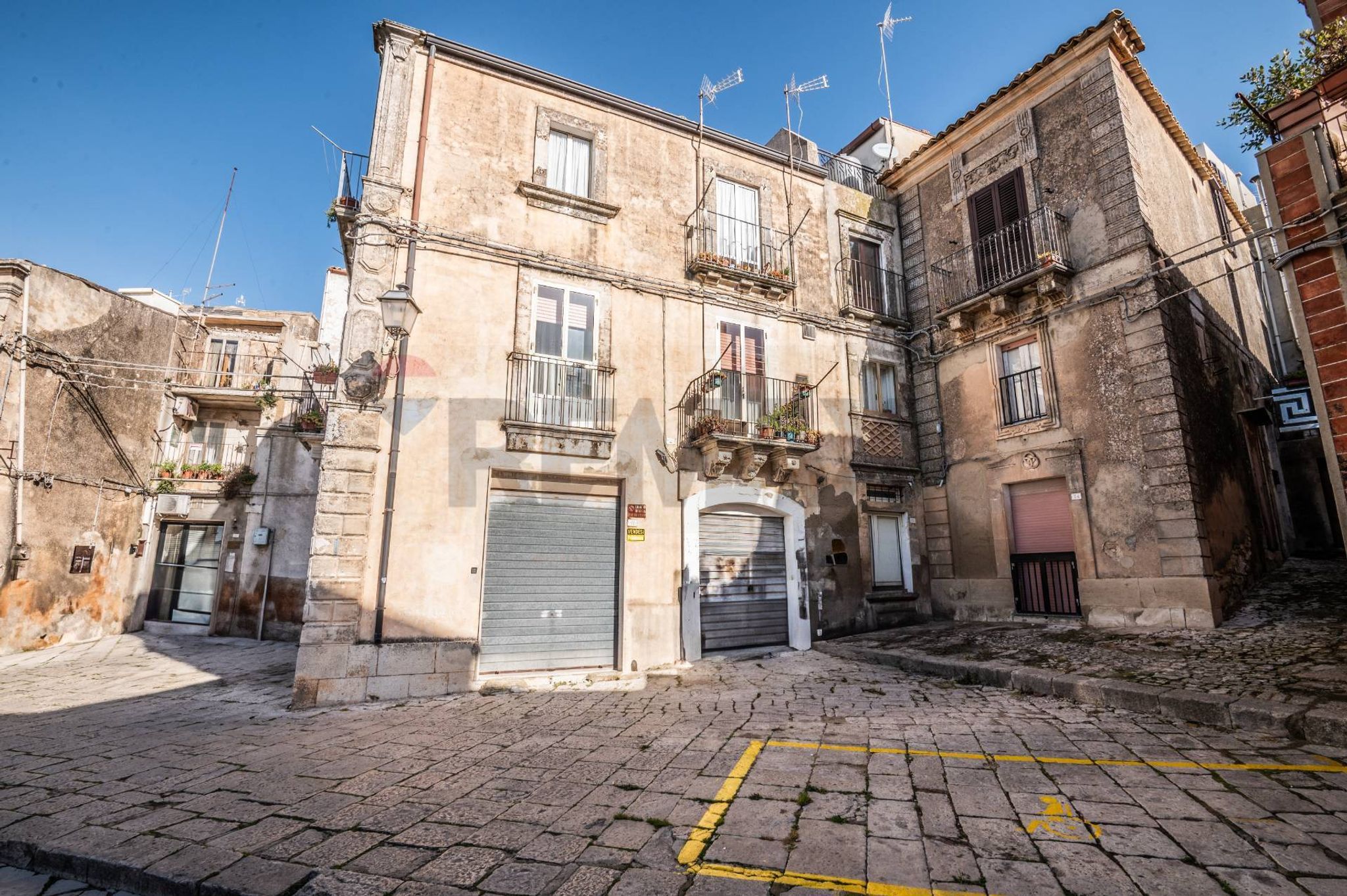 Edificio all'aperto