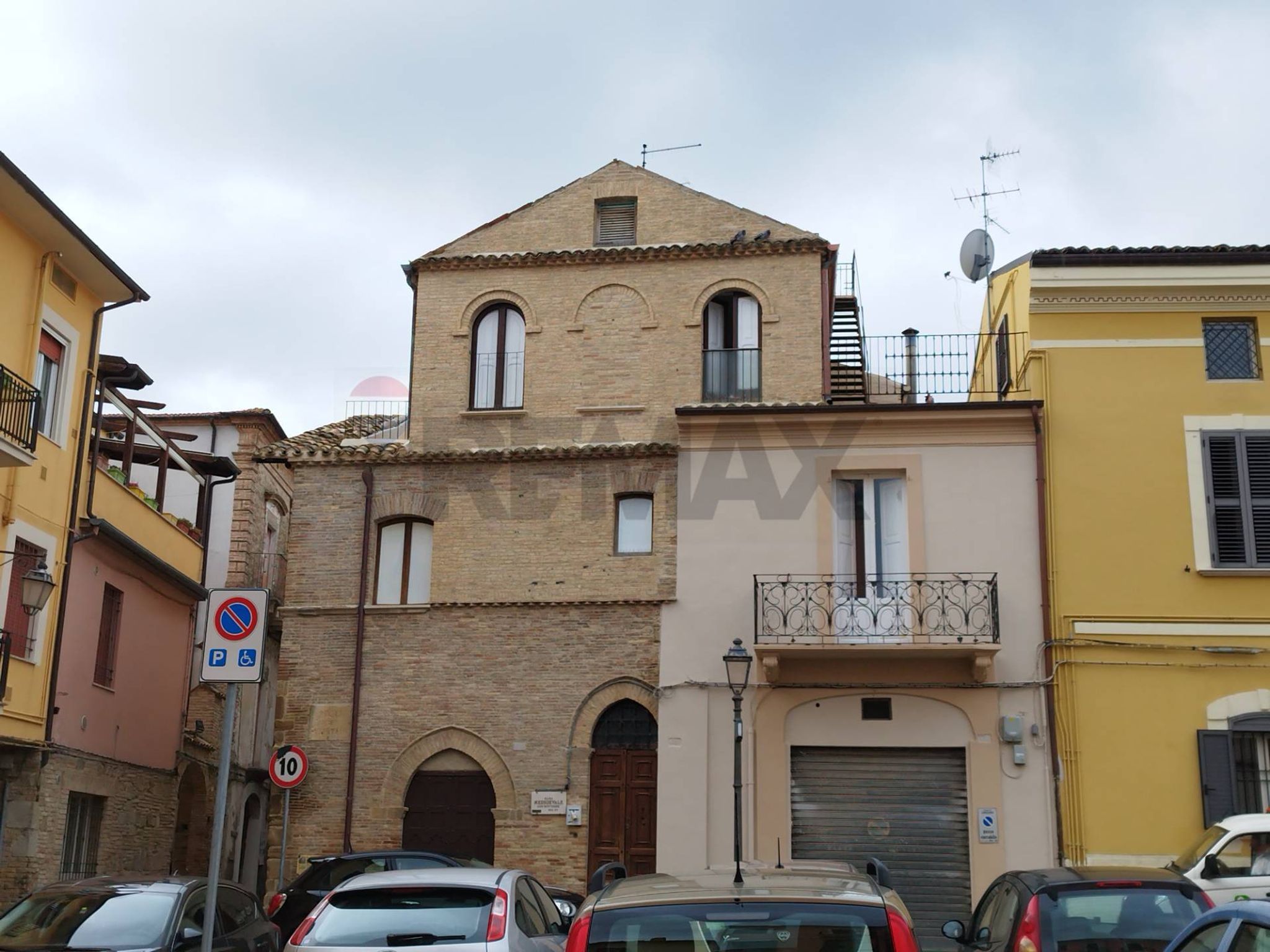 Edificio all'aperto