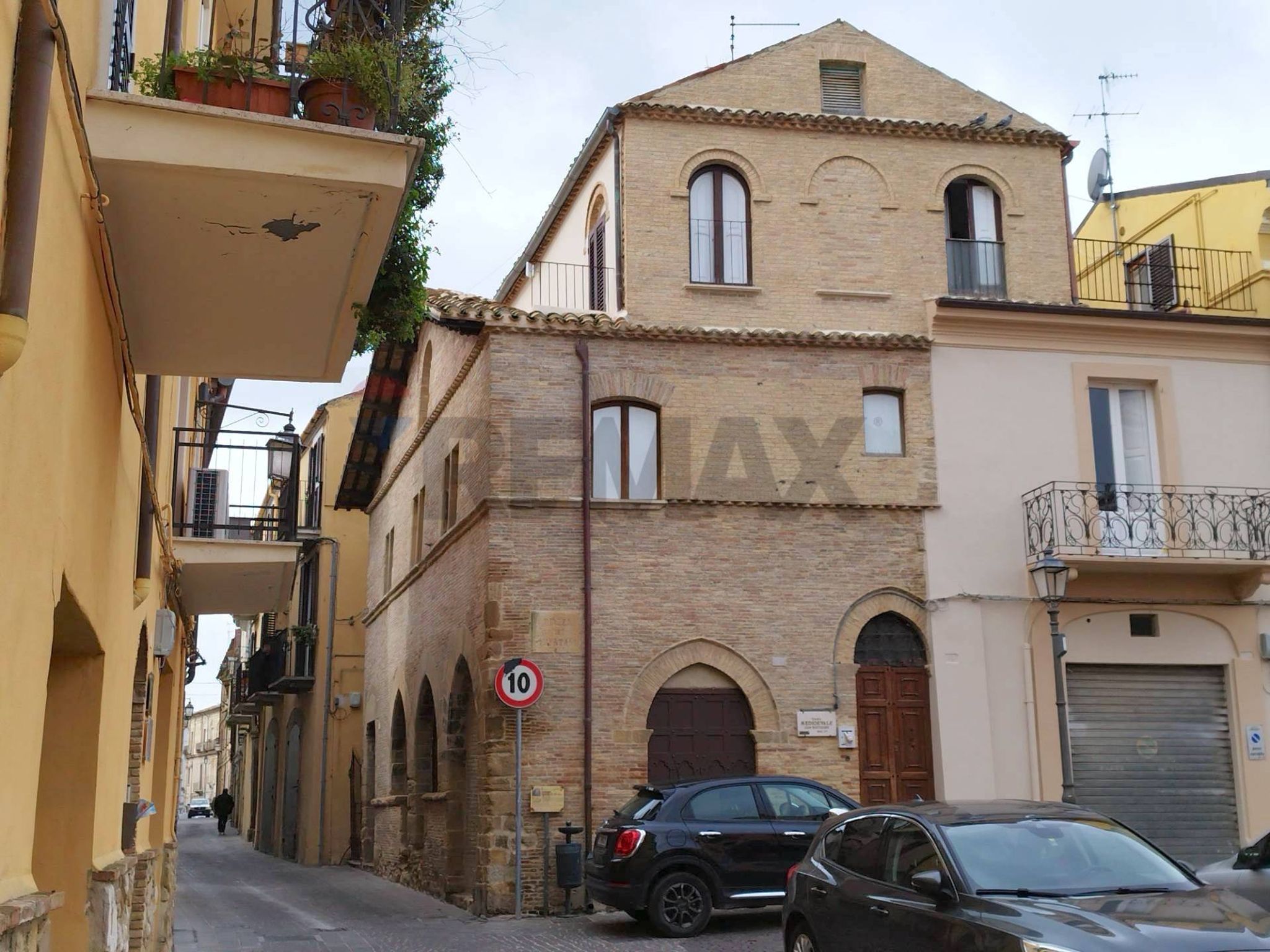 Edificio all'aperto