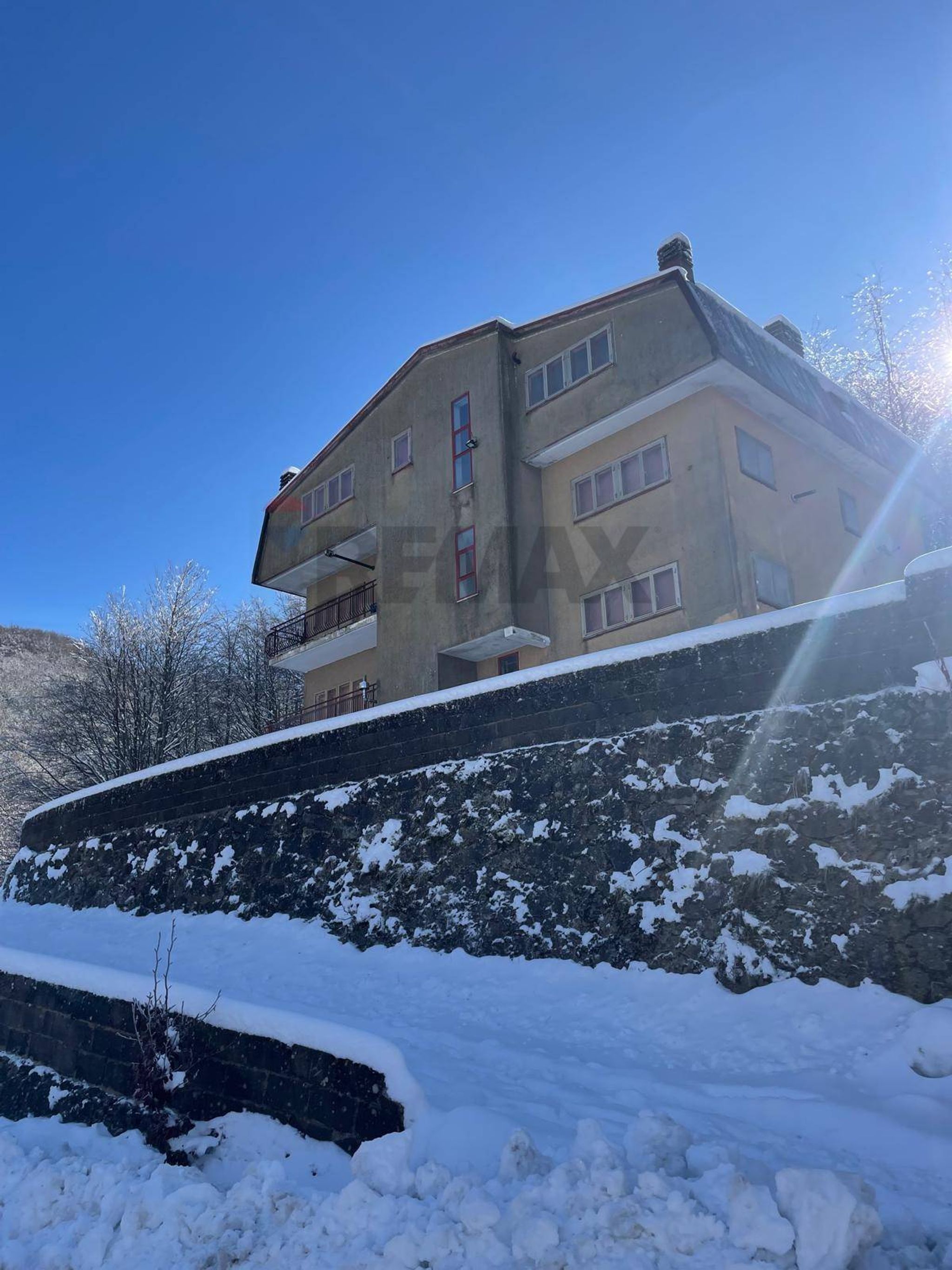 Edificio all'aperto