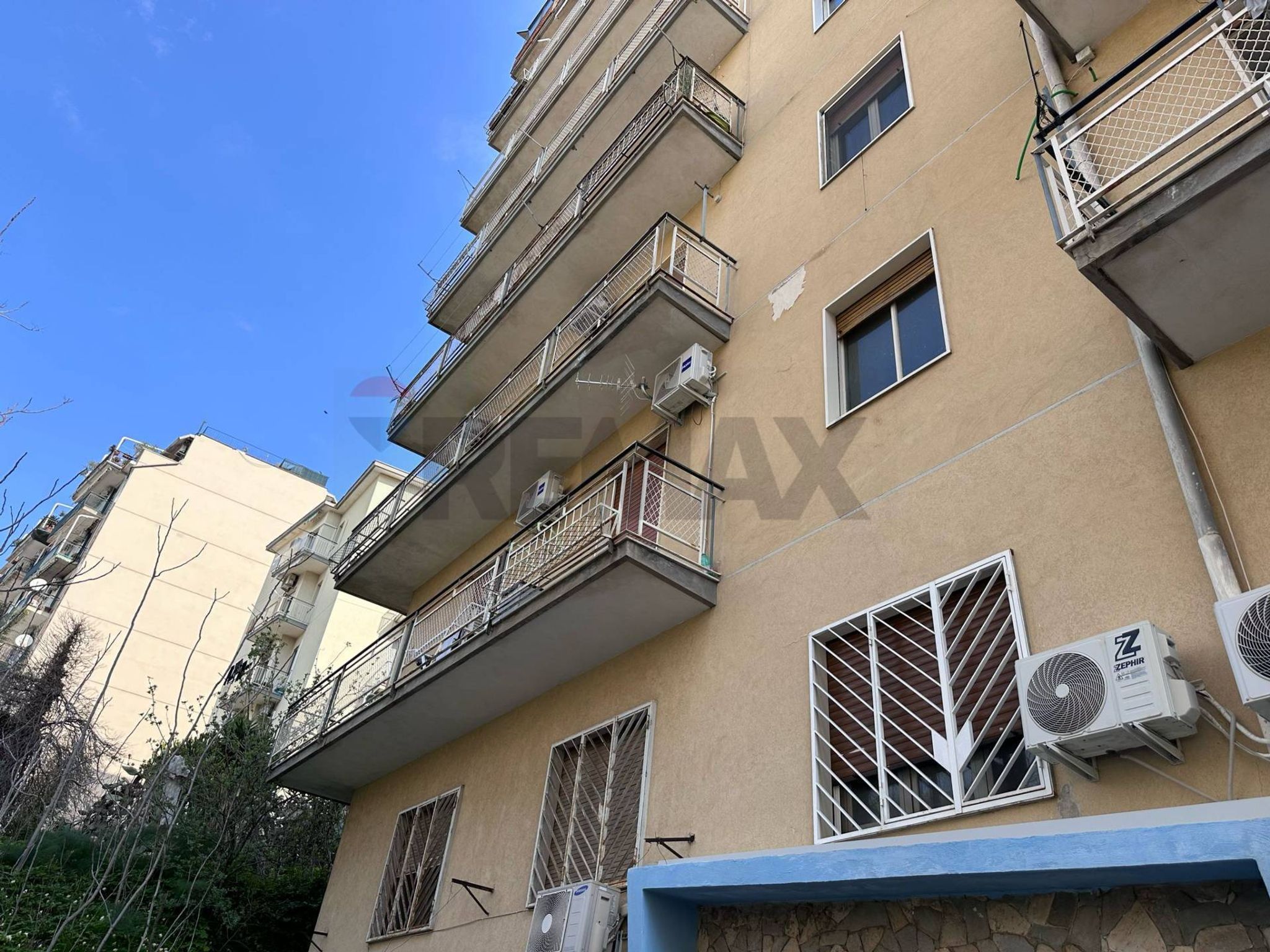 Edificio all'aperto