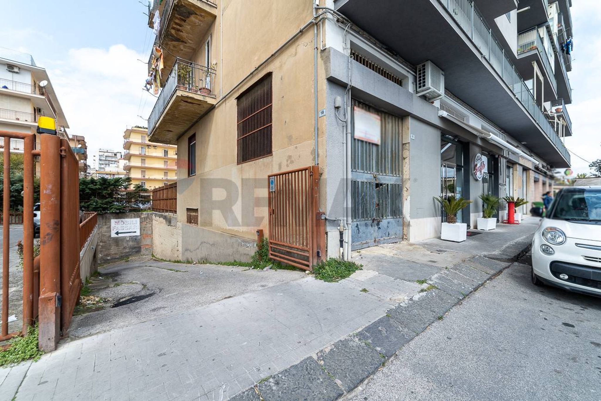 Edificio all'aperto