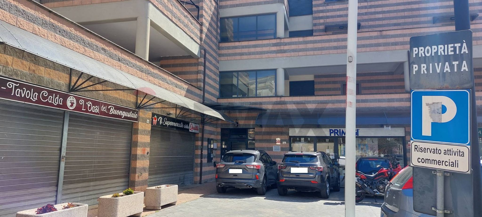 Edificio all'aperto