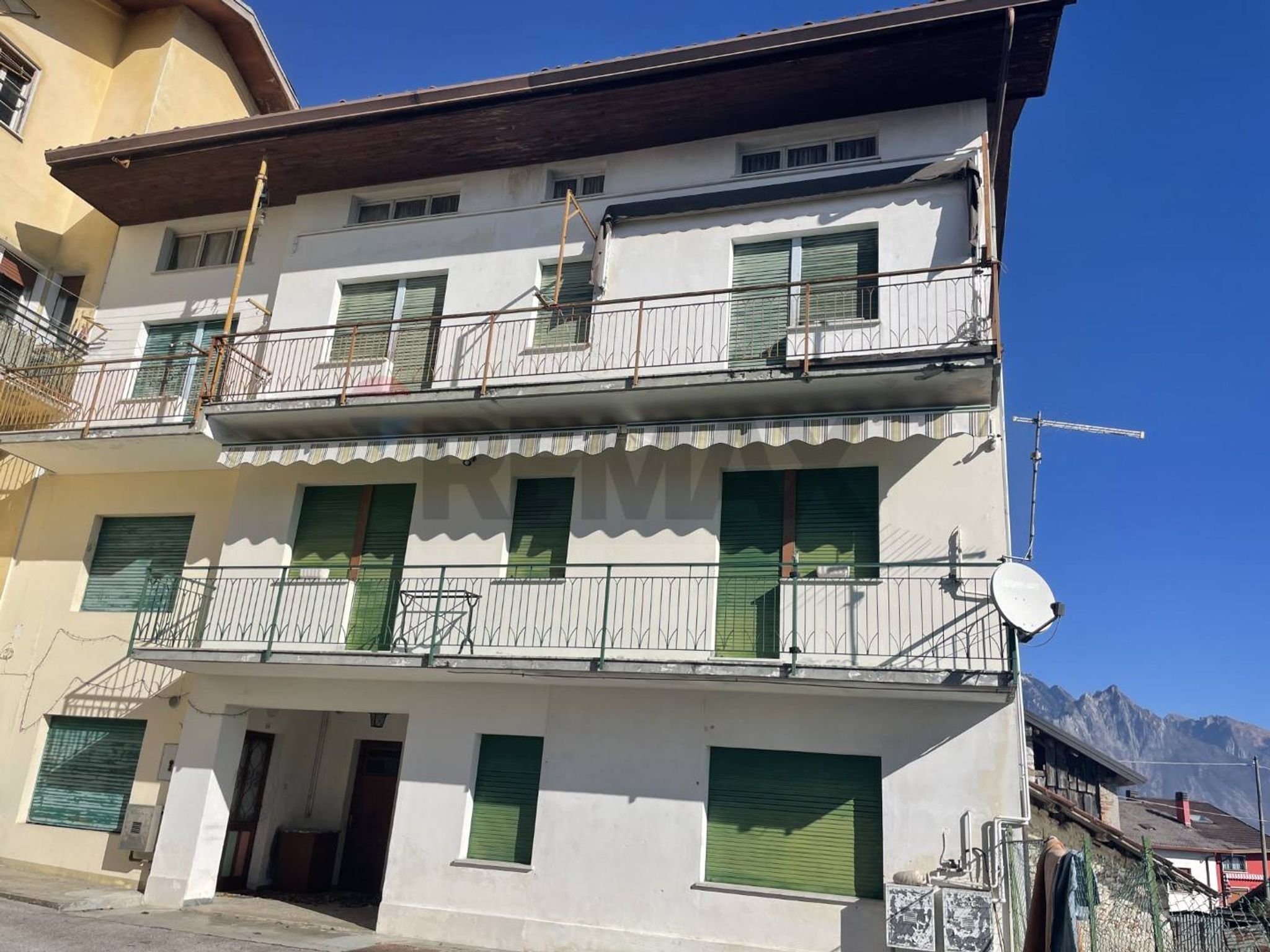 Edificio all'aperto