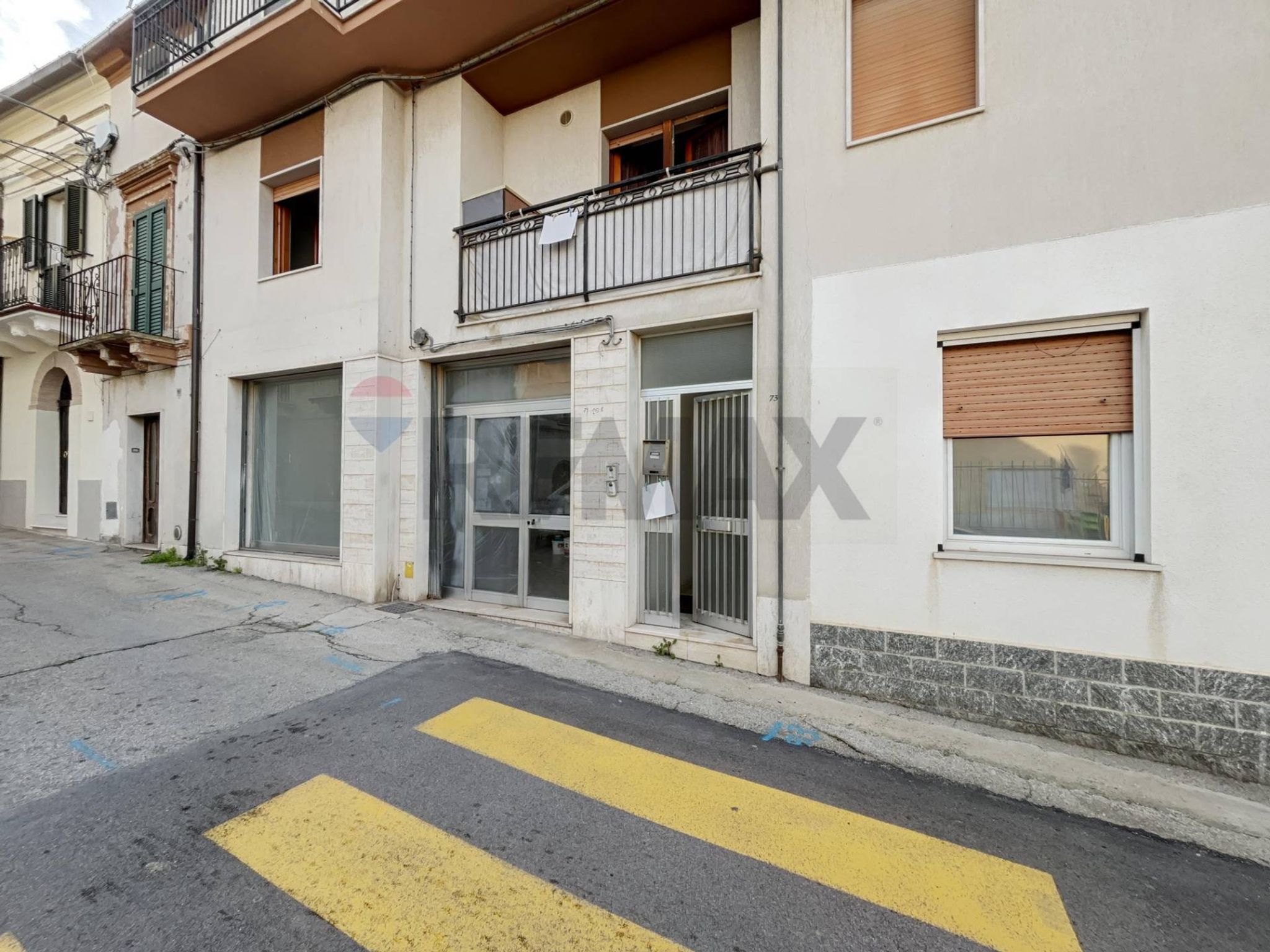 Edificio all'aperto
