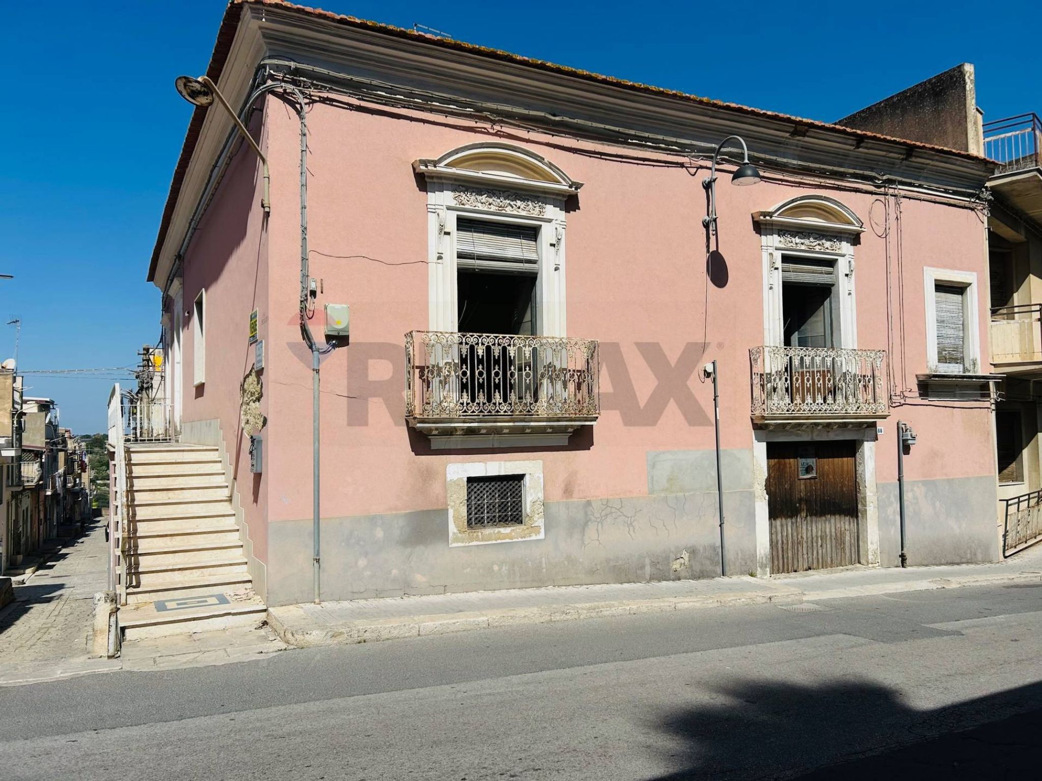 Edificio all'aperto