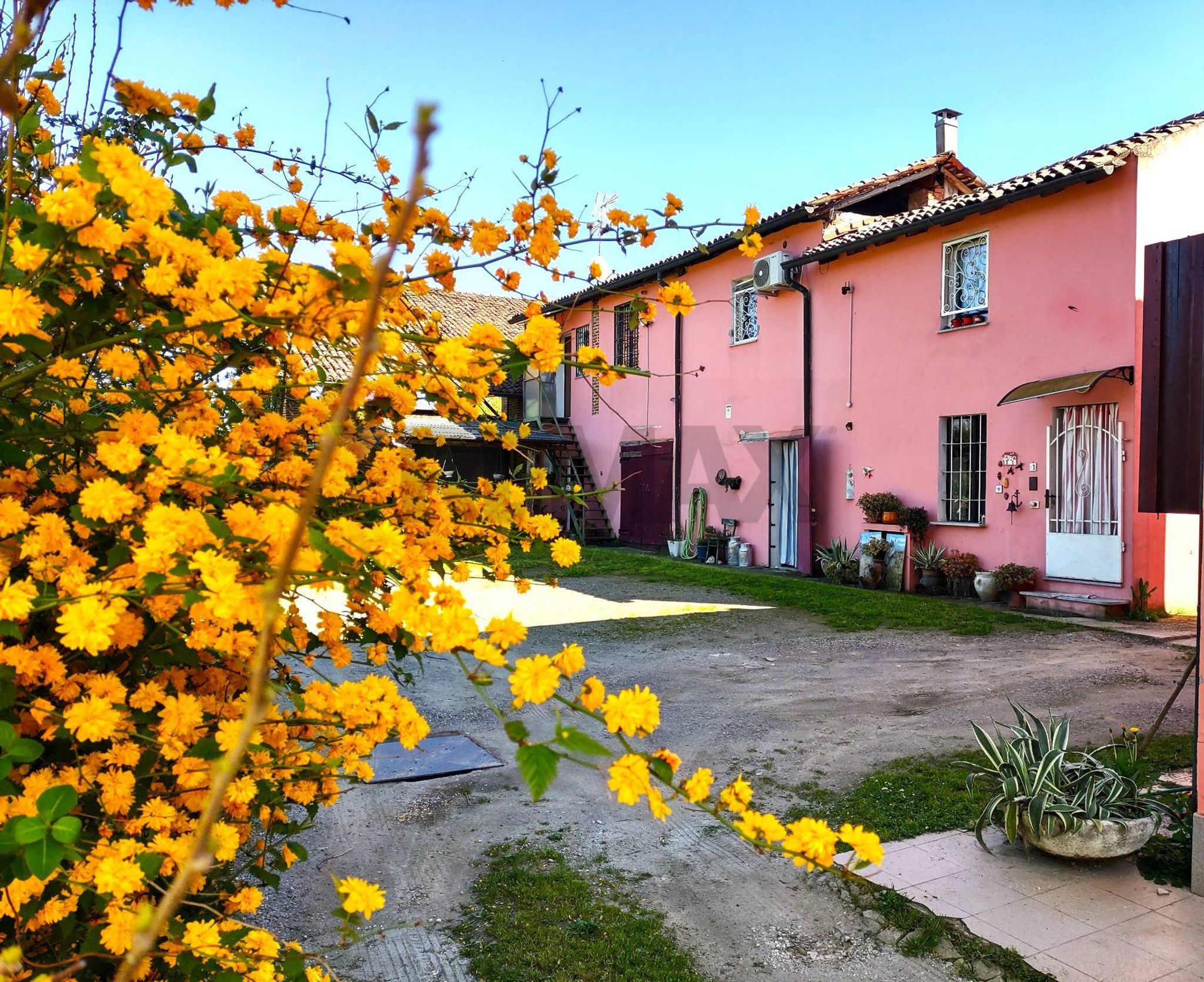 Casa all'aperto