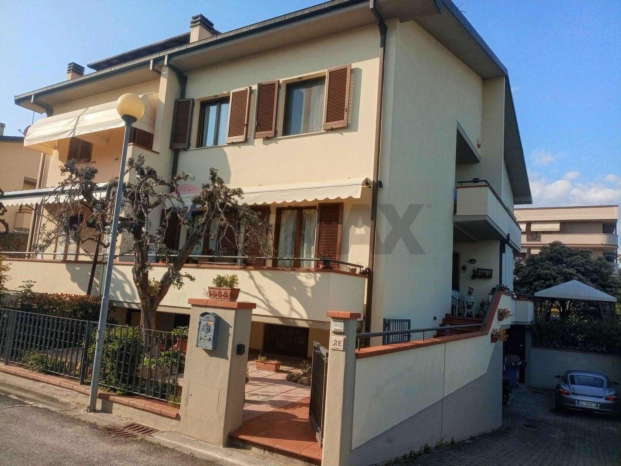 Casa all'aperto