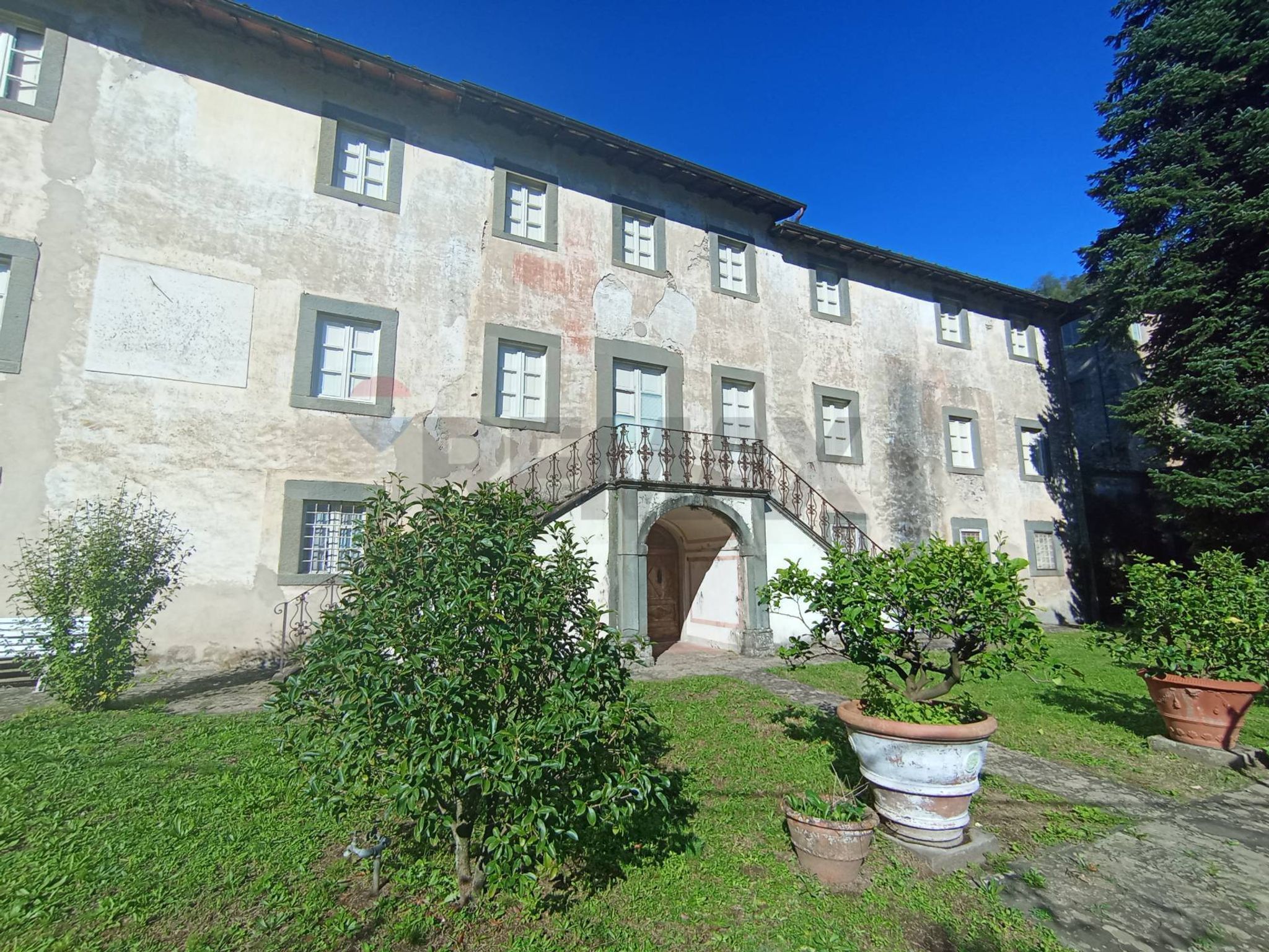 Edificio all'aperto