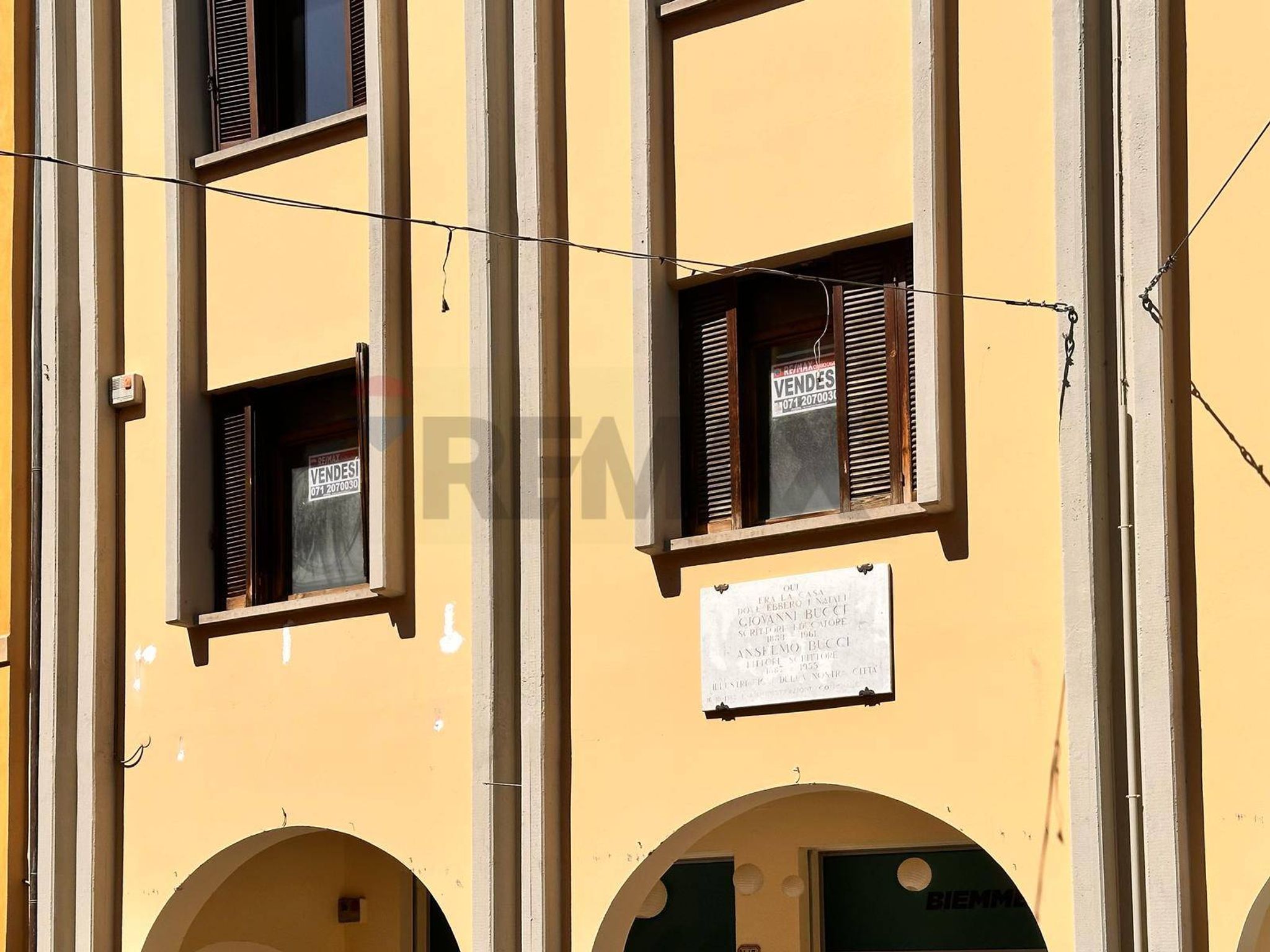 Edificio all'aperto