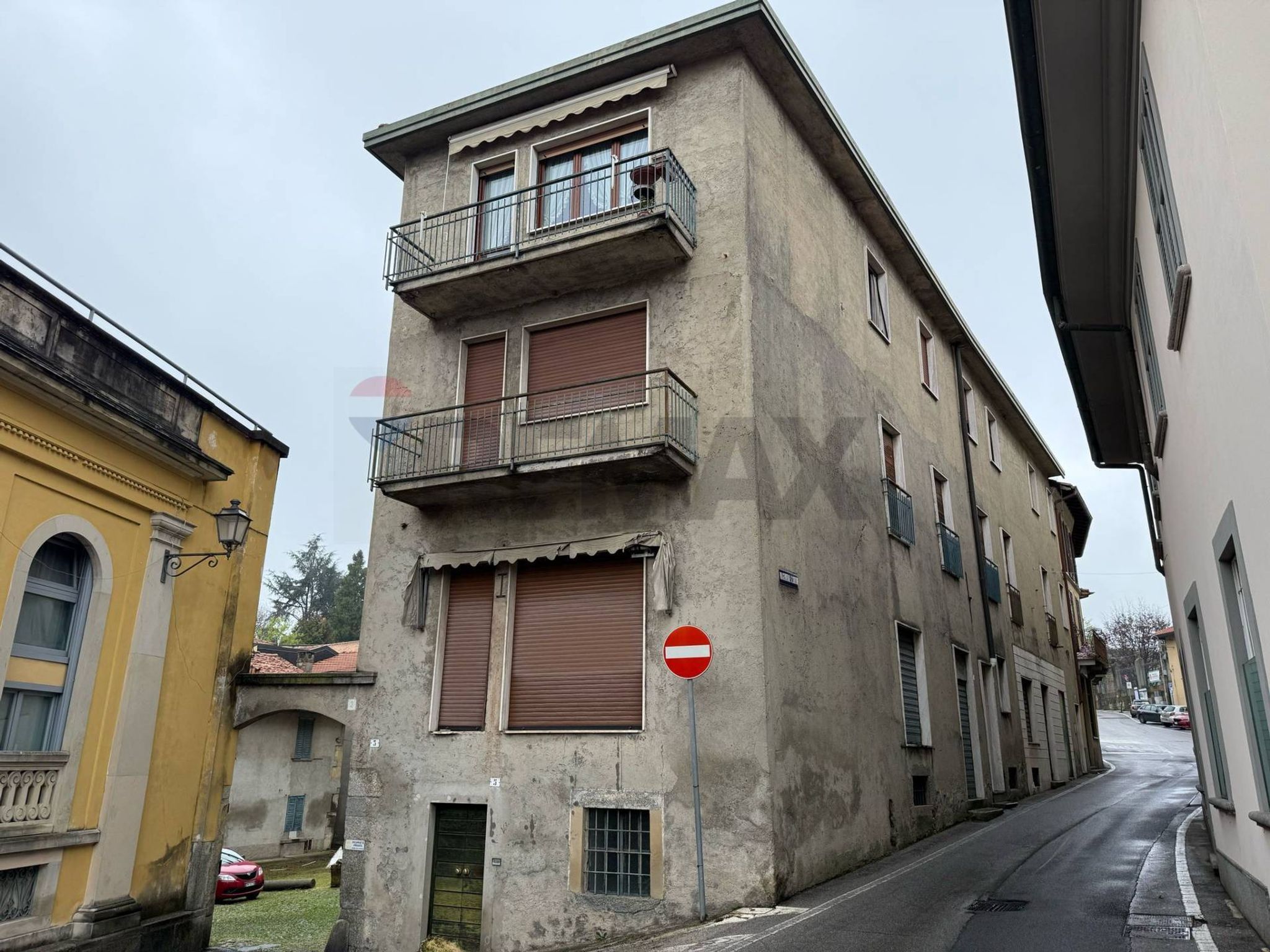 Edificio all'aperto