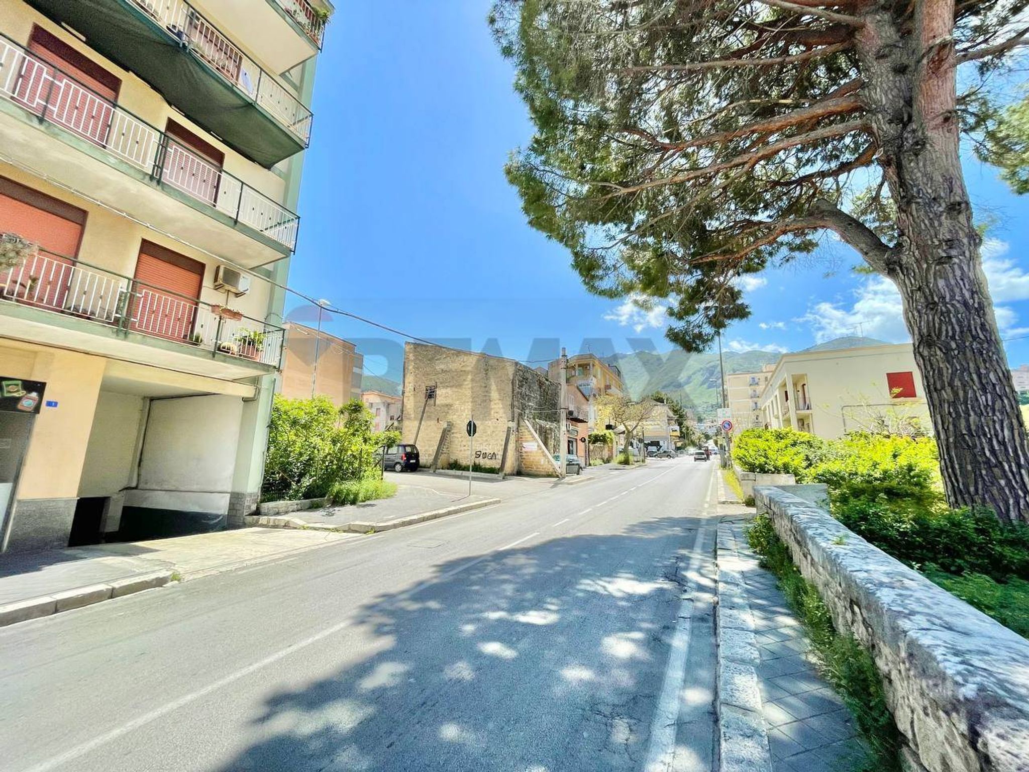 Edificio all'aperto
