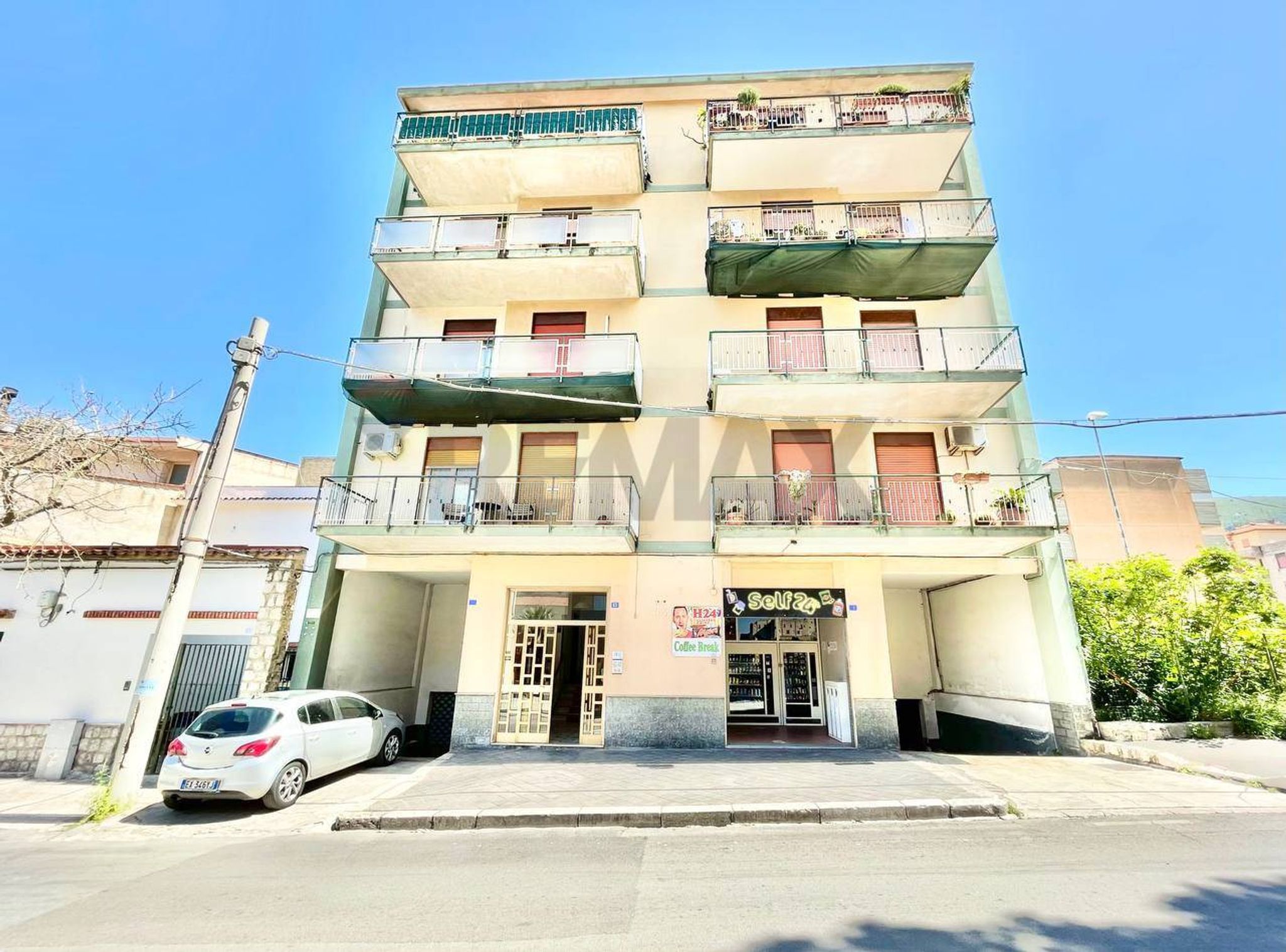 Edificio all'aperto